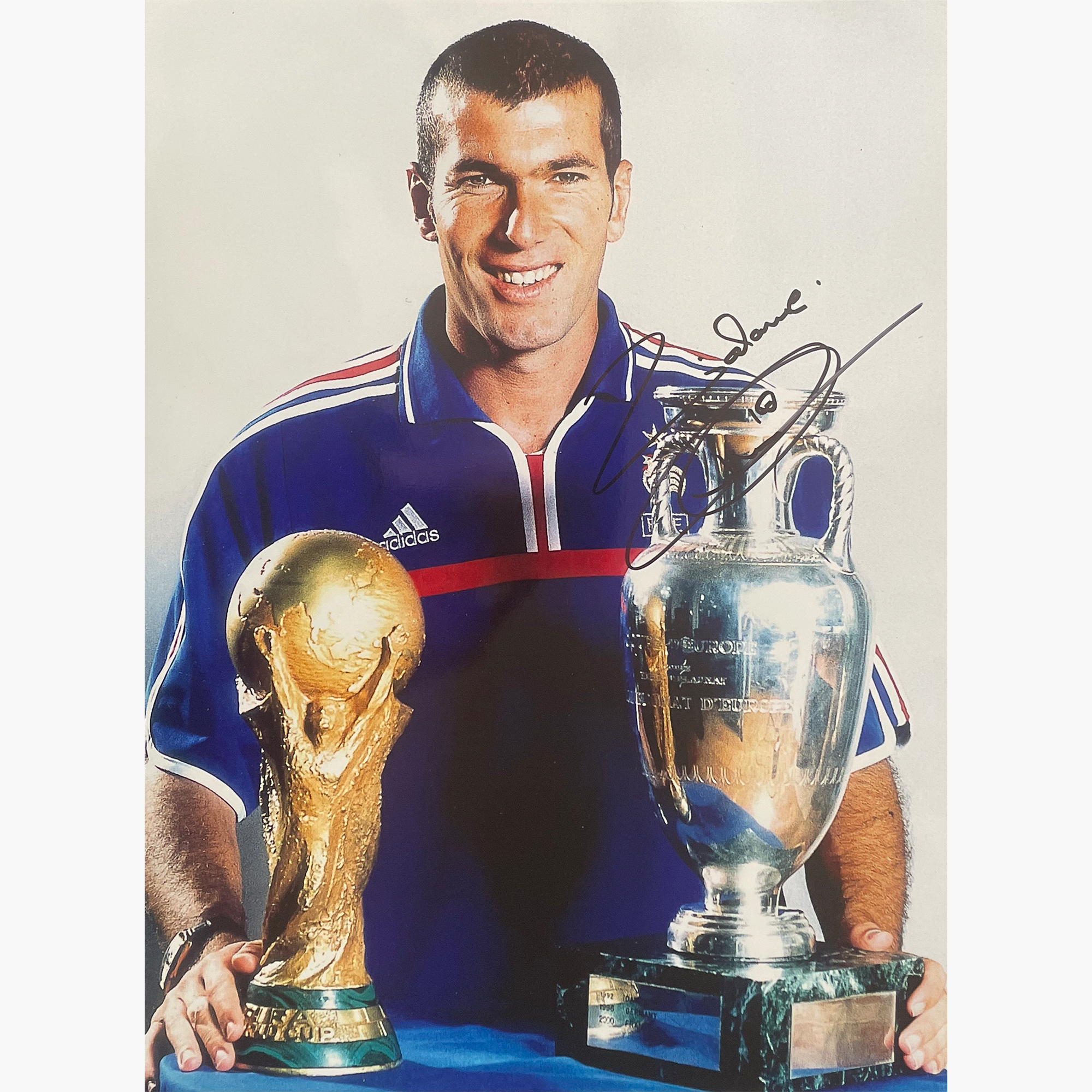 Zinedine Zidane – Signed 40.8cm x 30.5cm Colour Photo