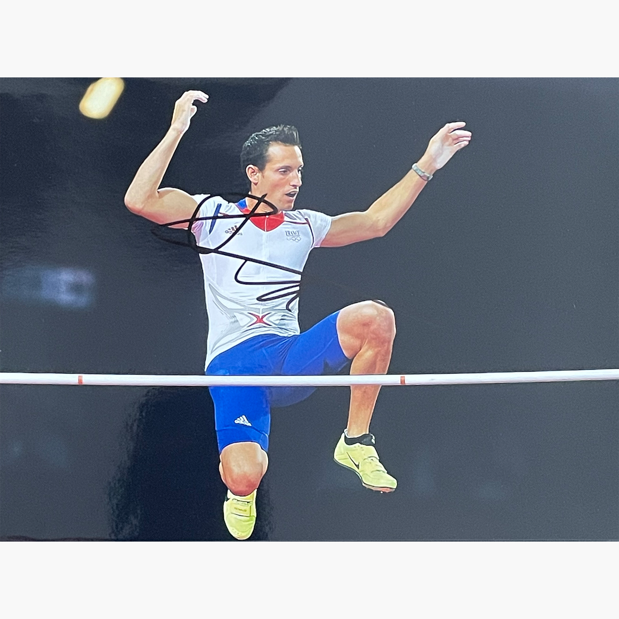 Renaud Lavillenie – Signed 20cm x 15cm Colour Action Photo