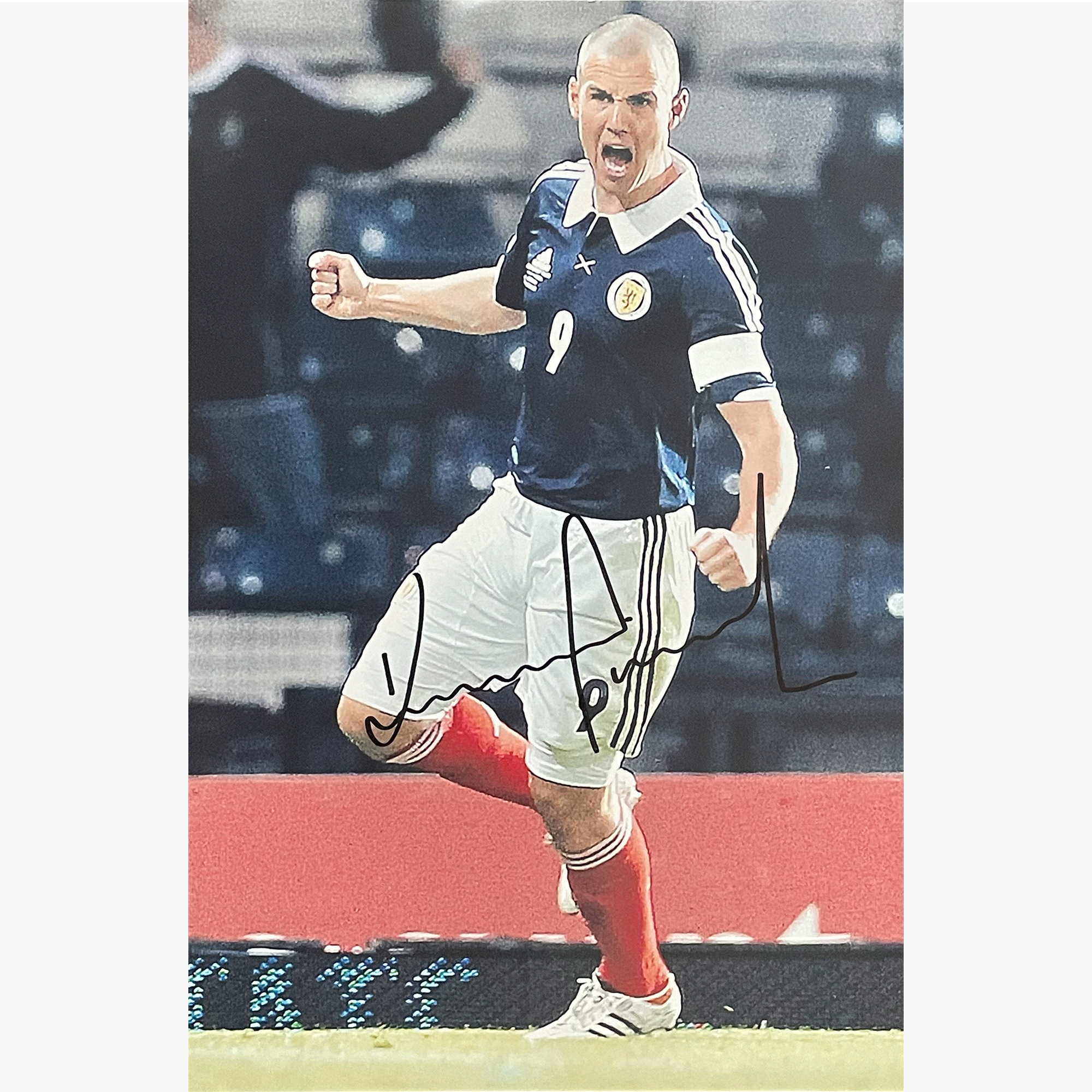 Kenny Miller – Signed 30cm x 20cm Colour Action Photo