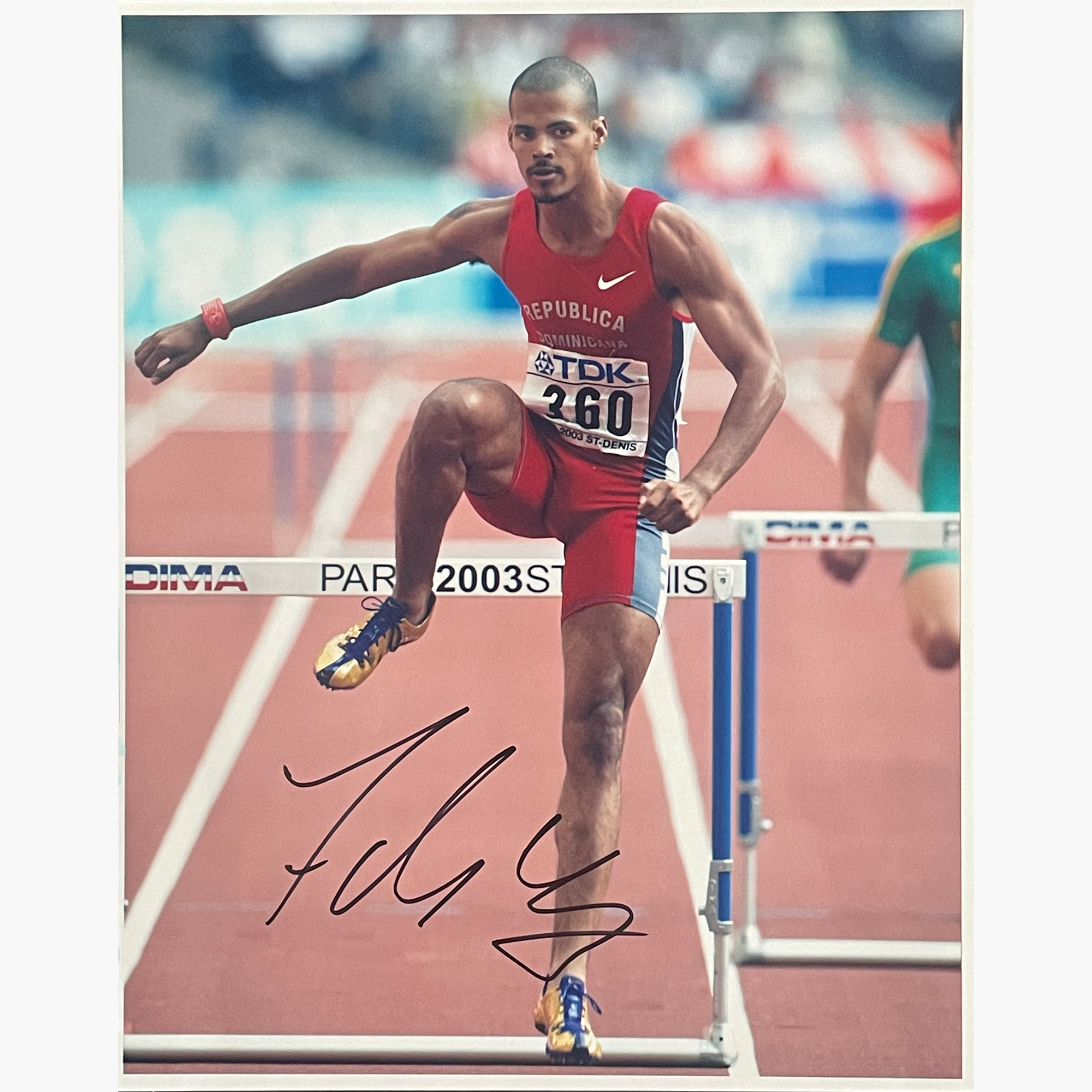 Felix Sanchez – Signed 24cm x 19cm Colour Action Photo