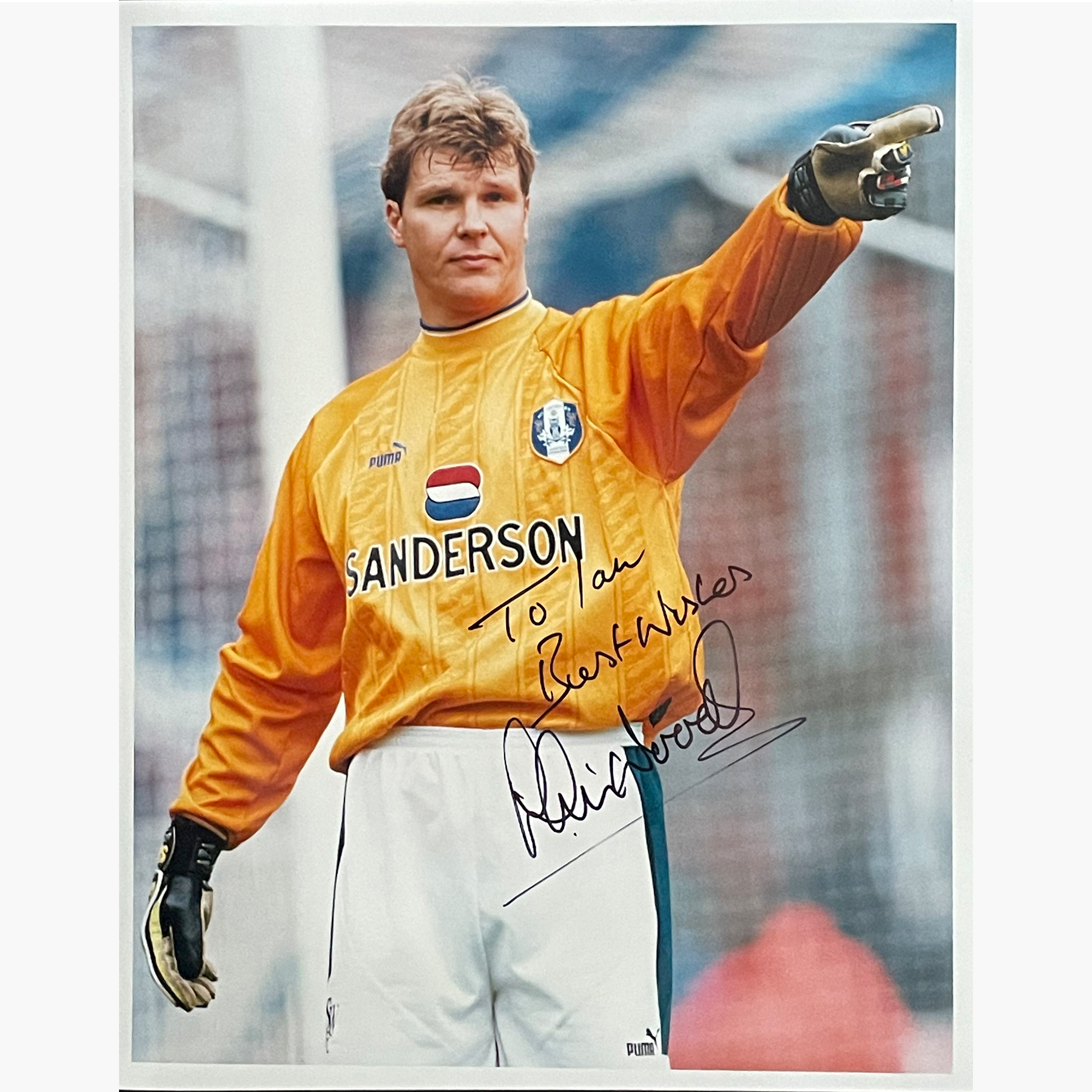 Chris Woods – Signed 25.5cm x 20cm Colour Action Press Photo