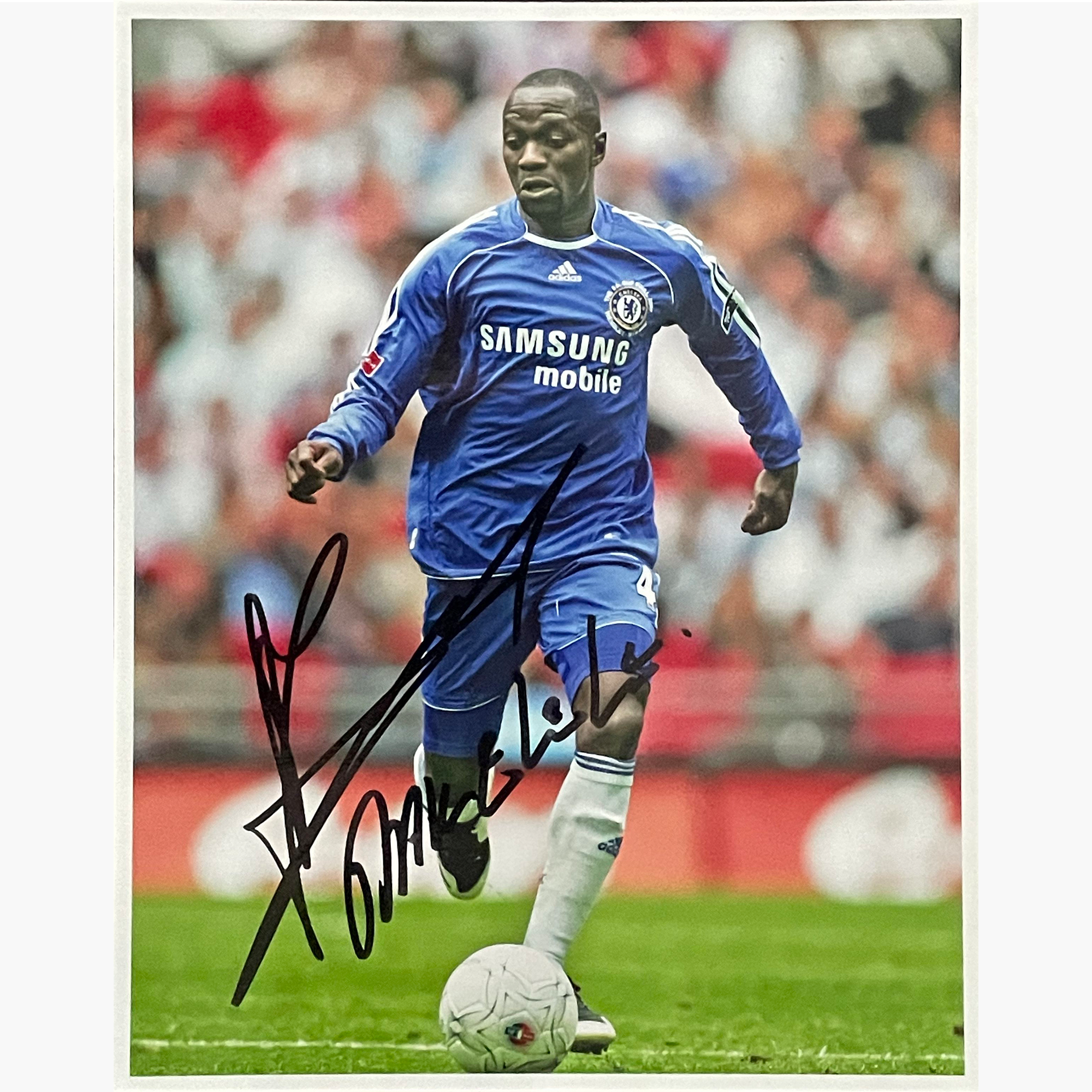 Claude Makelele – Signed 25.5cm x 20cm Colour Action Photo
