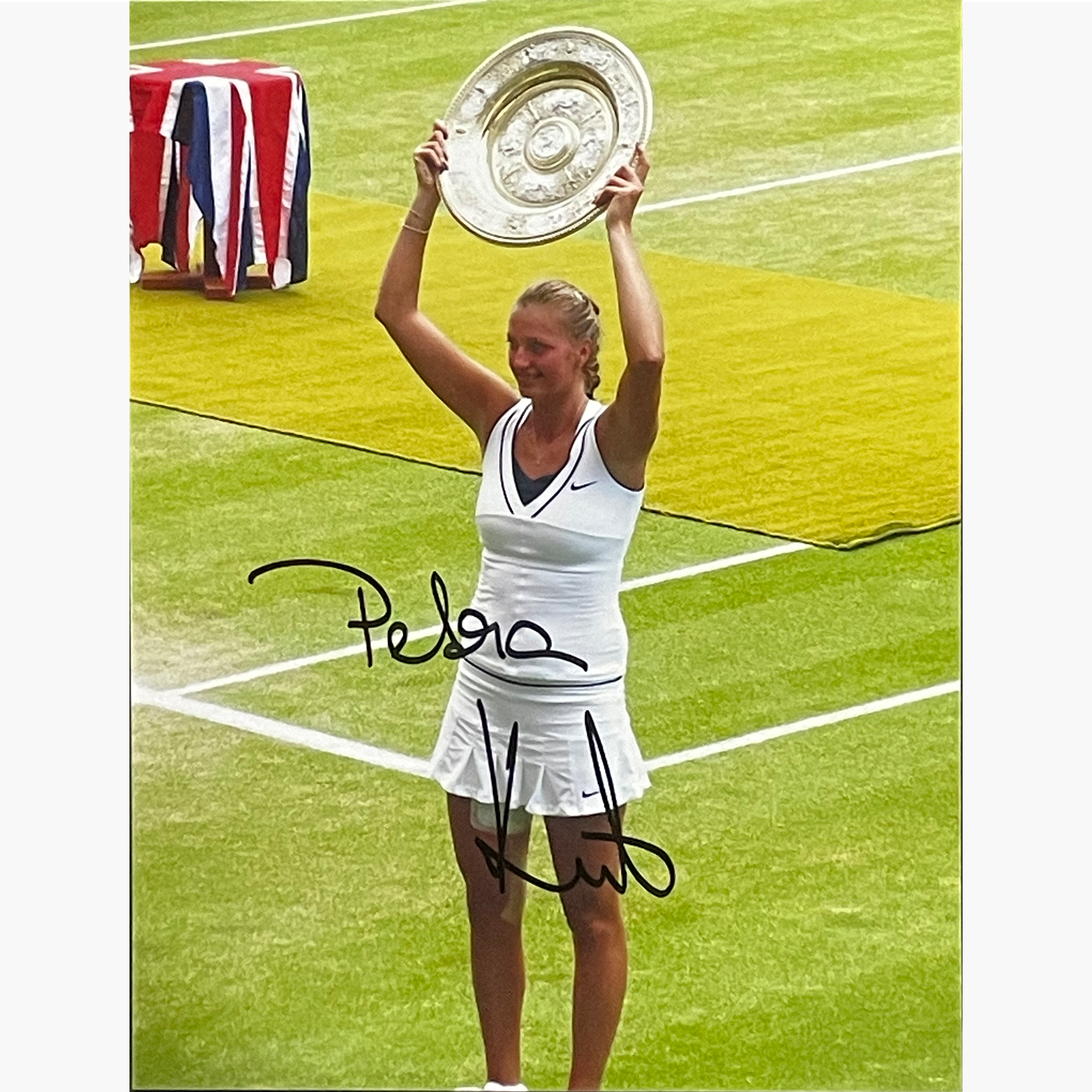 Petra Kvitova - Signed 13.3cm x 10.2cm Colour Photo