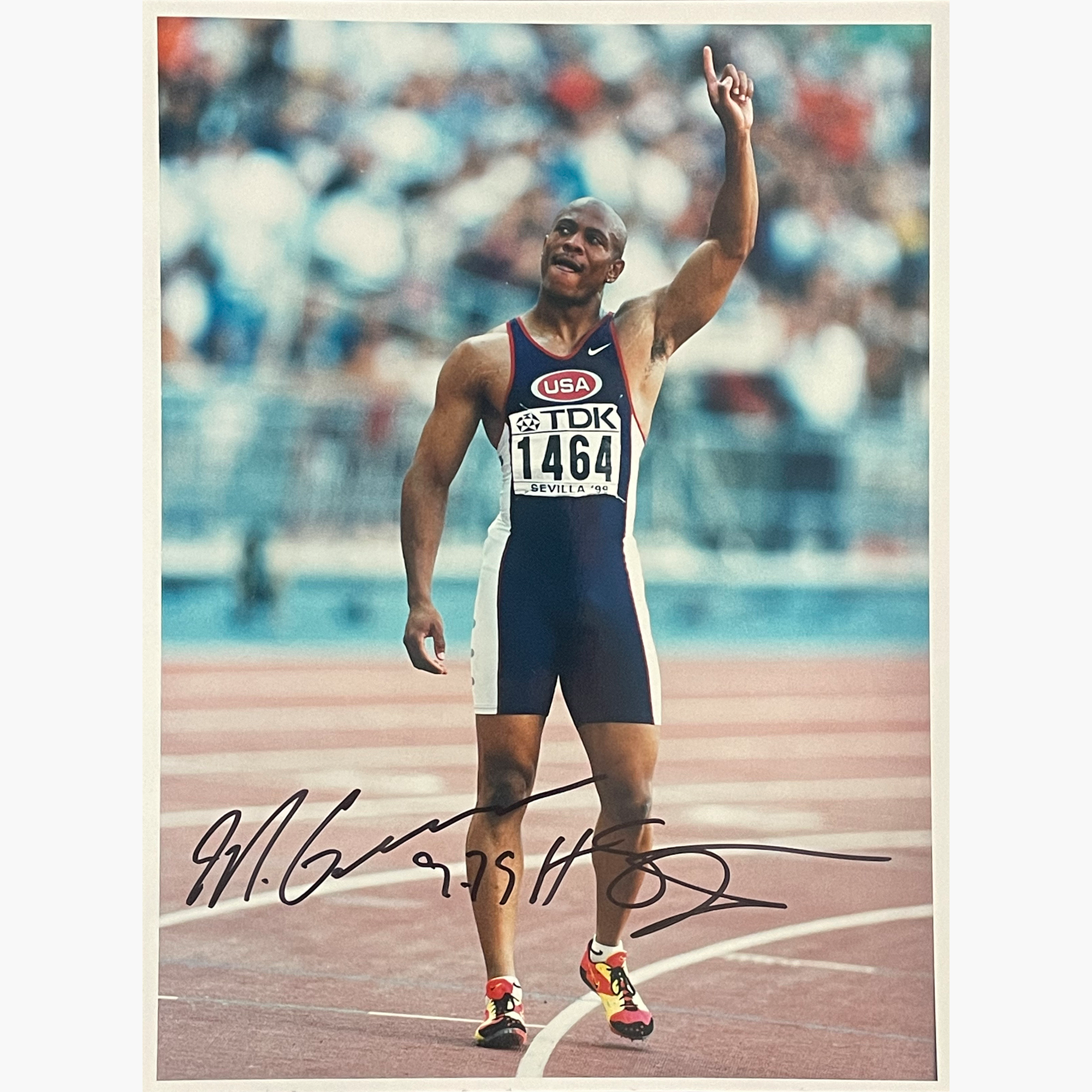 Maurice Greene – Signed 25.3cm x 19cm Colour Photo