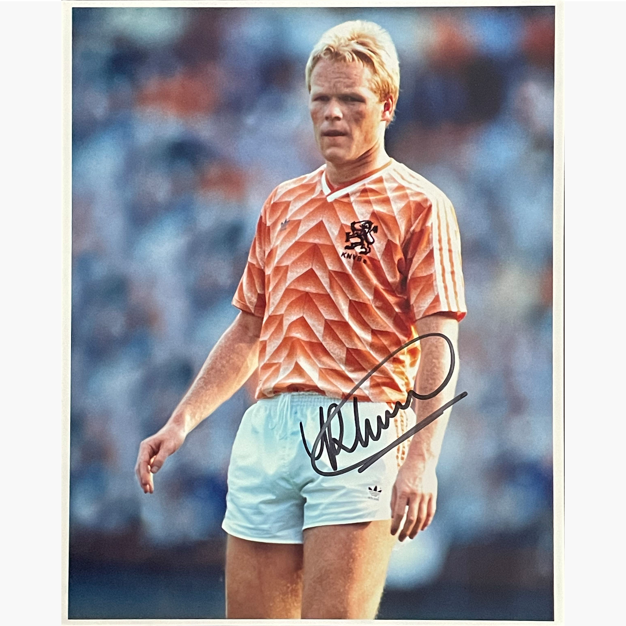 Ronald Koeman – Signed 25.5cm x 20cm Colour Action Photo