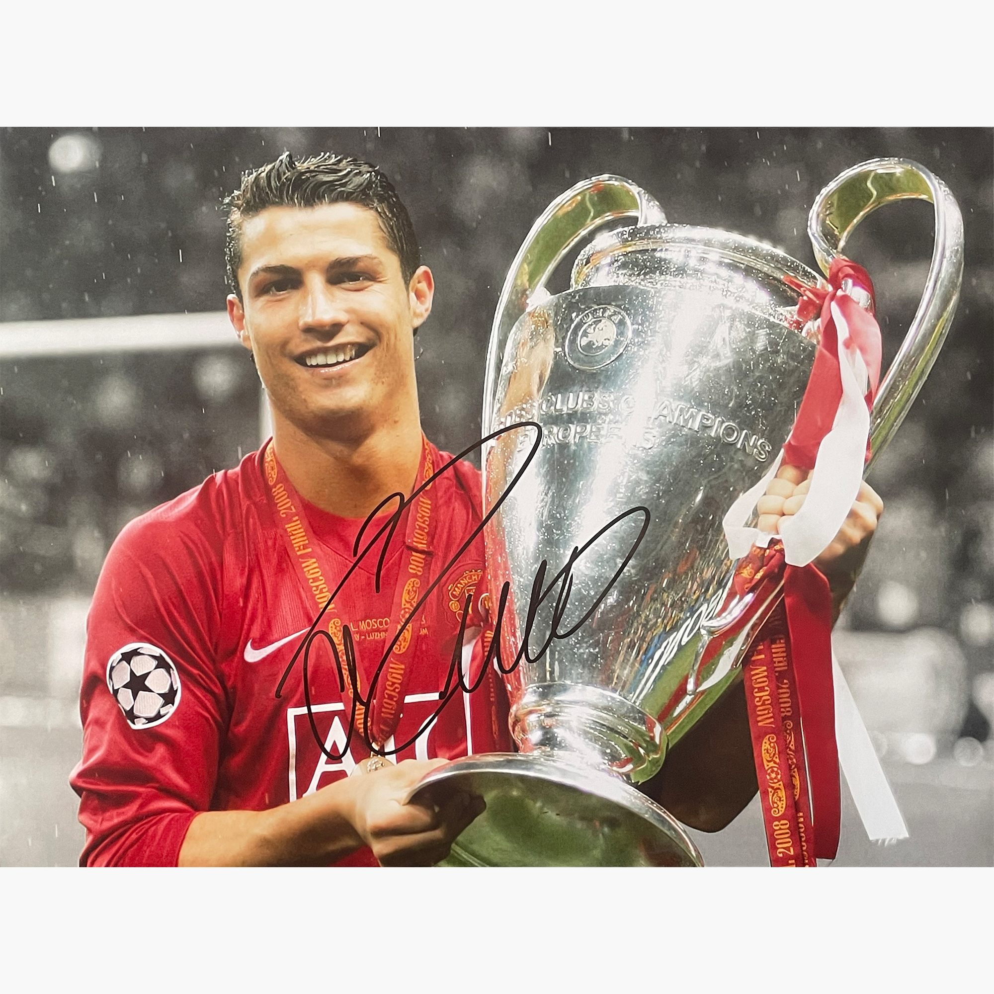 Cristiano Ronaldo – Signed 40.8cm x 30.5cm Colour Photo
