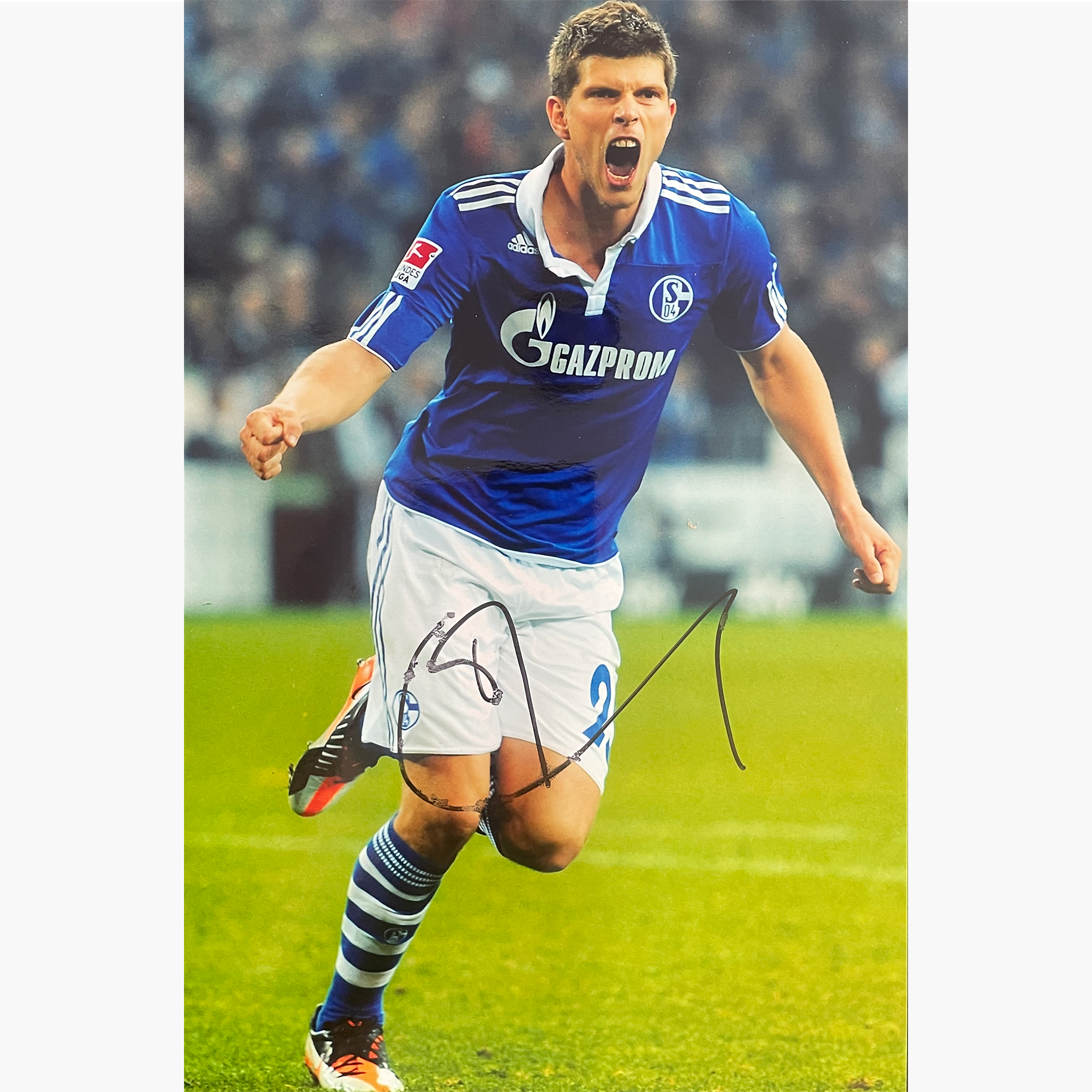 Klaas-Jan Huntelaar – Signed 30cm x 20cm Colour Action Photo