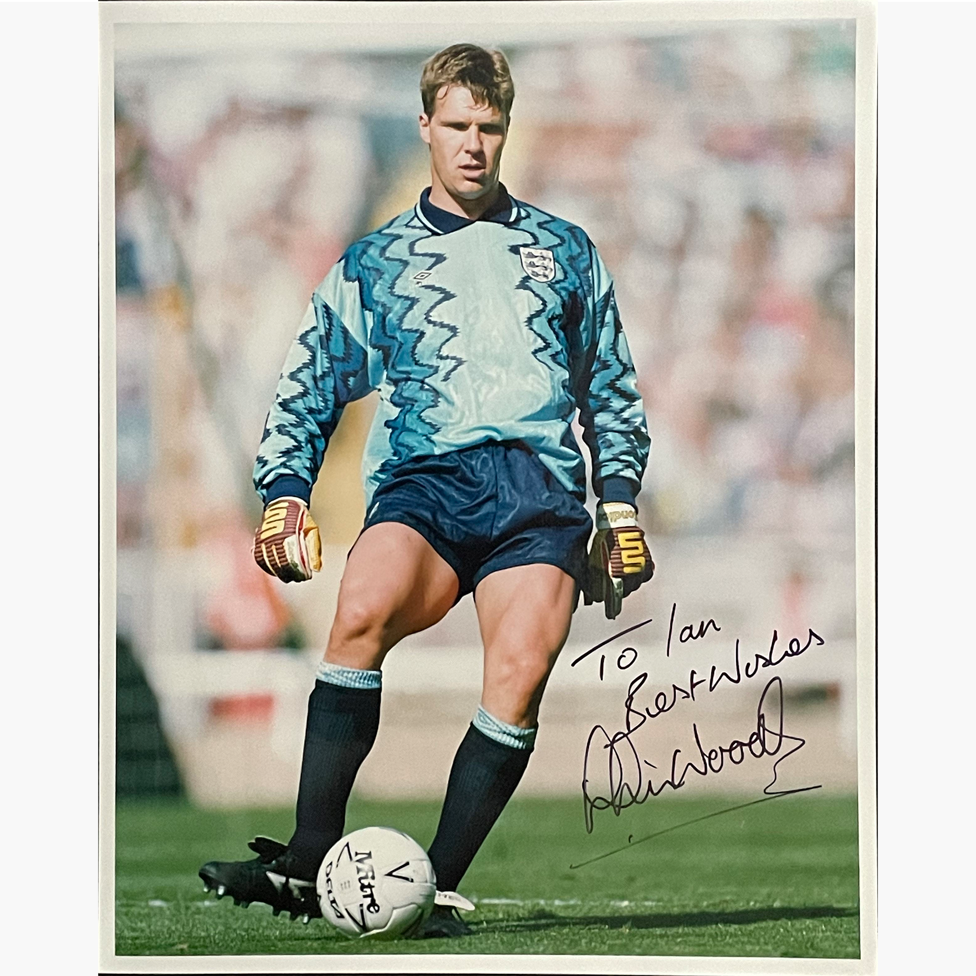 Chris Woods – Signed 25.5cm x 20cm Colour Action Press Photo