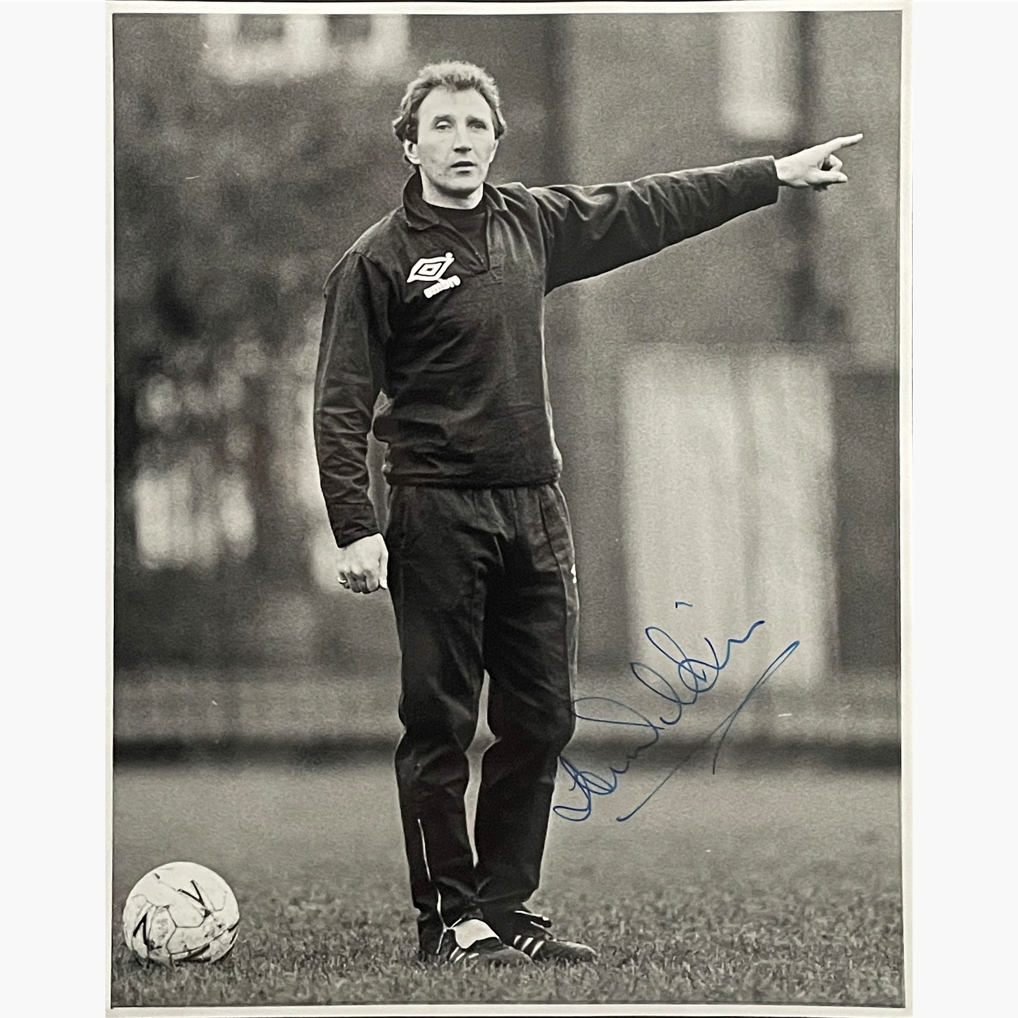 Howard Wilkinson – Signed 25.5cm x 20.5cm Colour Press Photo