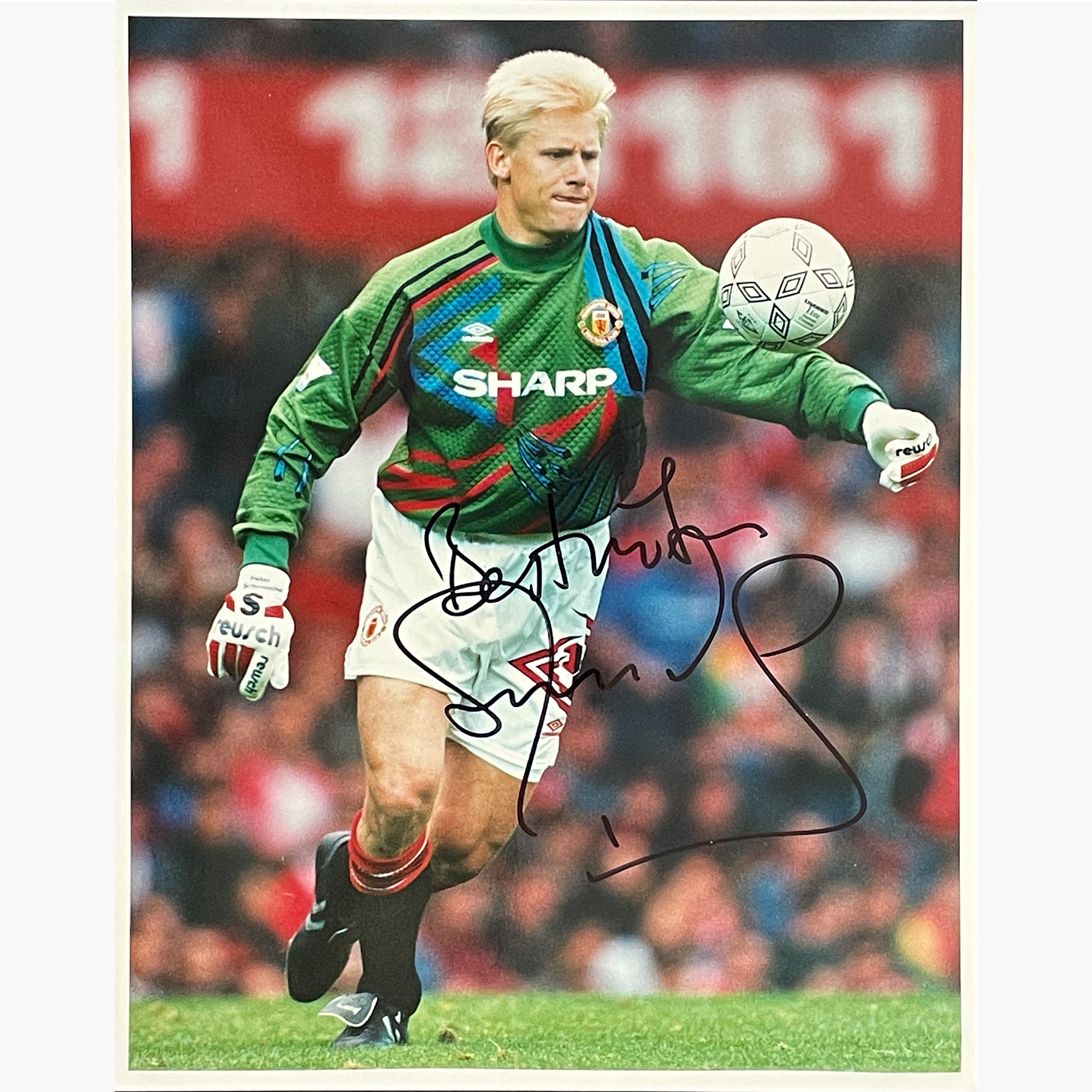 Peter Schmeichel – Signed 25cm x 20cm Colour Action Press Photo