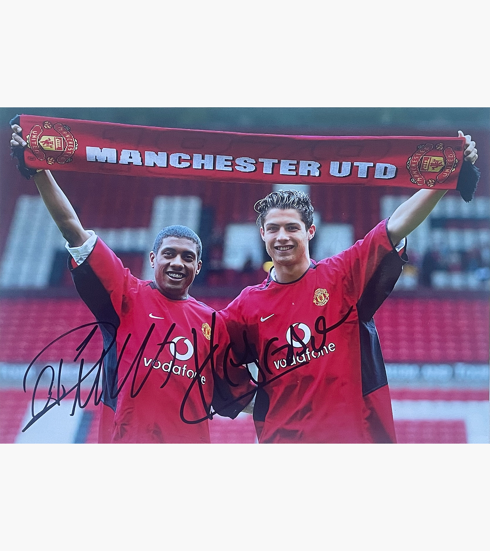 Cristiano Ronaldo & Kleberson – Signed 25.5cm x 17.8cm Colour Photo