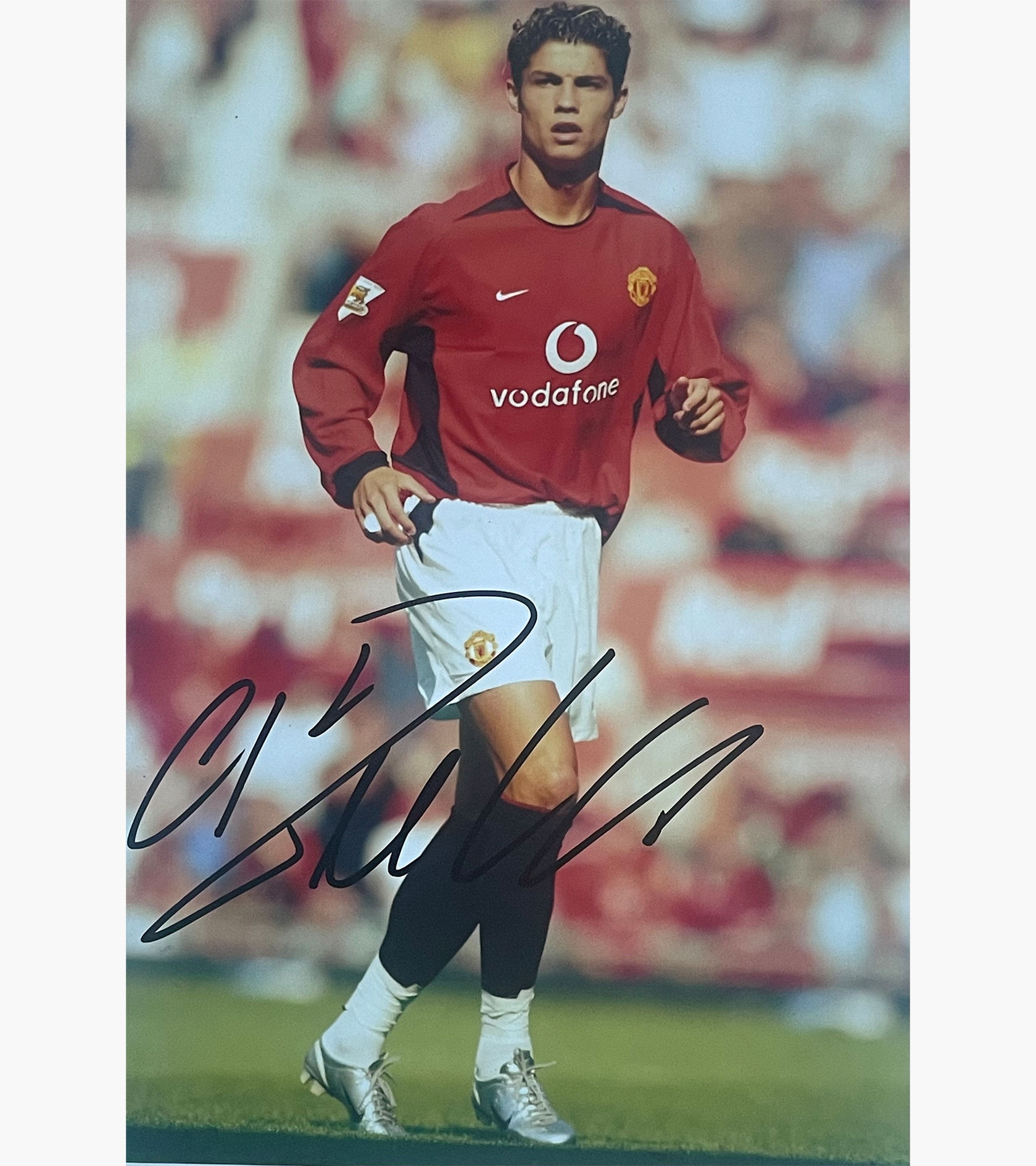 Cristiano Ronaldo – Signed 25cm x 17.3cm Colour Action Photo