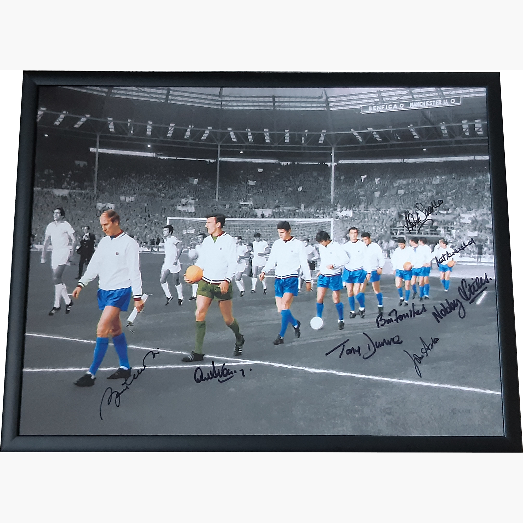 Manchester United 1968 European Cup Final Signed Print – Part-Colourised Photo
