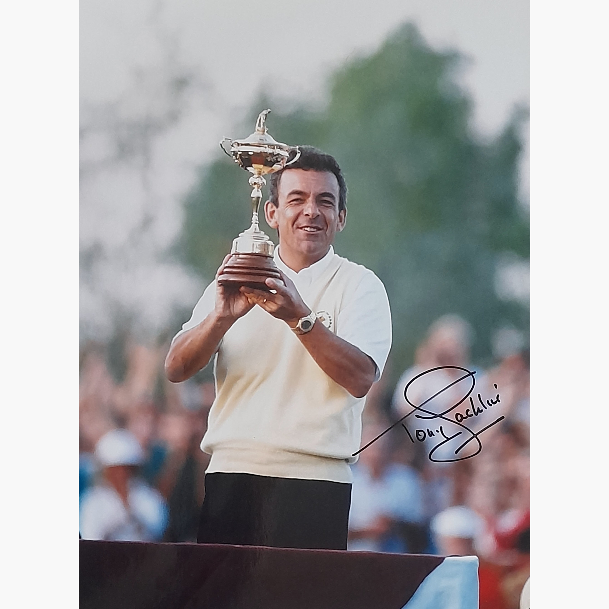 Tony Jacklin – Signed 40.7cm x 30.5cm Colour Photo