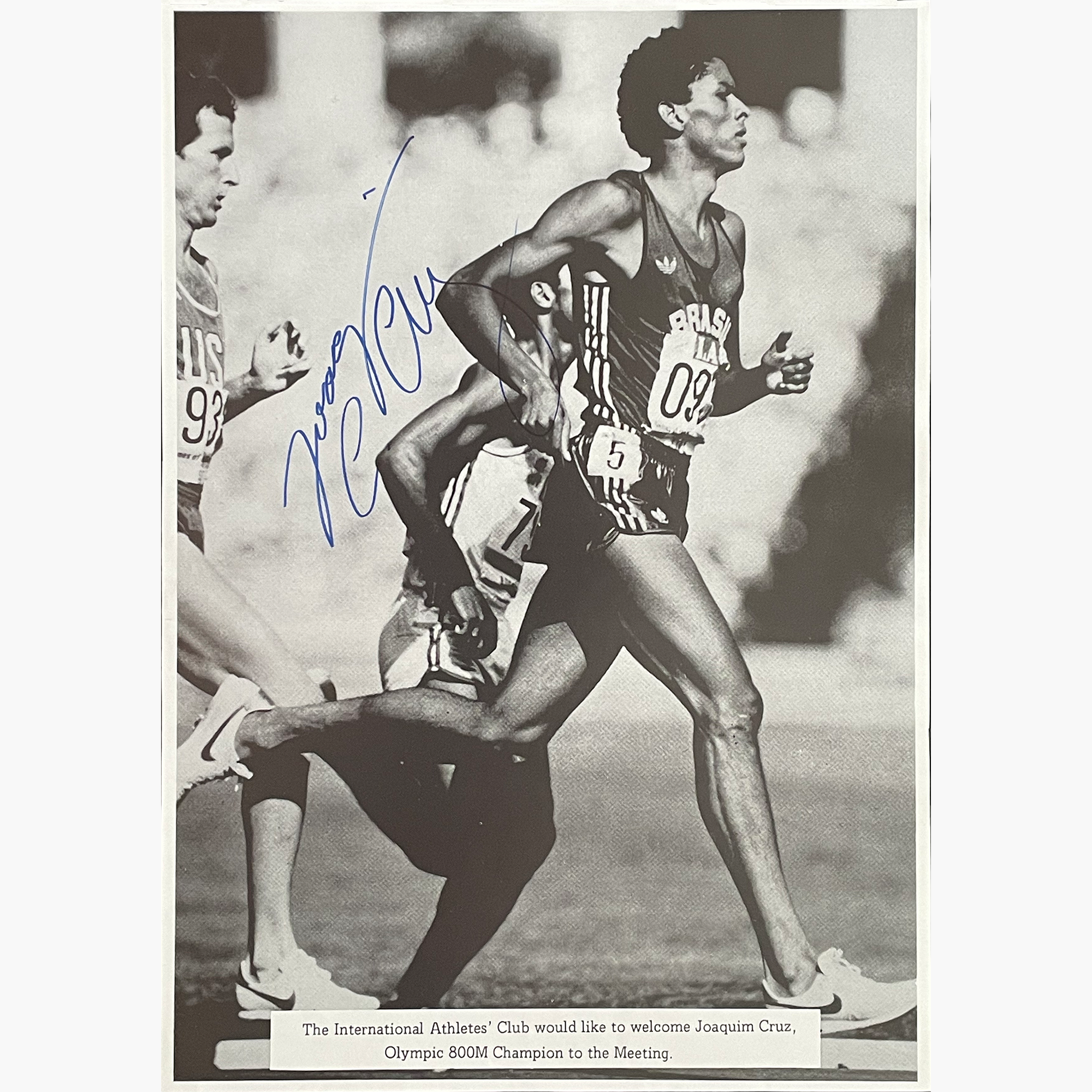 Joaquim Cruz – Signed 25.7cm x 18.3cm Black & White Action Magazine Picture
