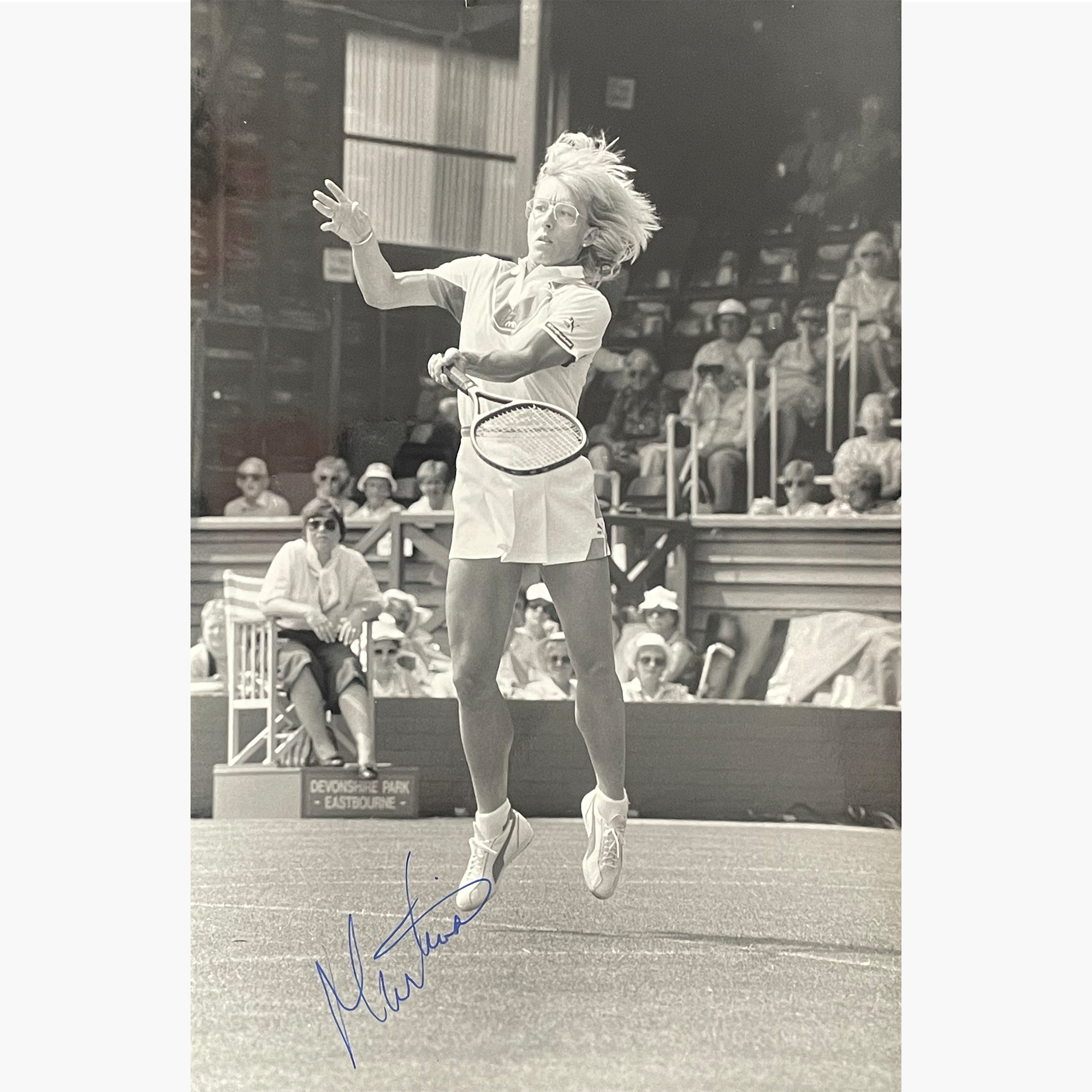Martina Navratilova - Signed 29.5cm x 19.5cm Black & White Action Press Photo