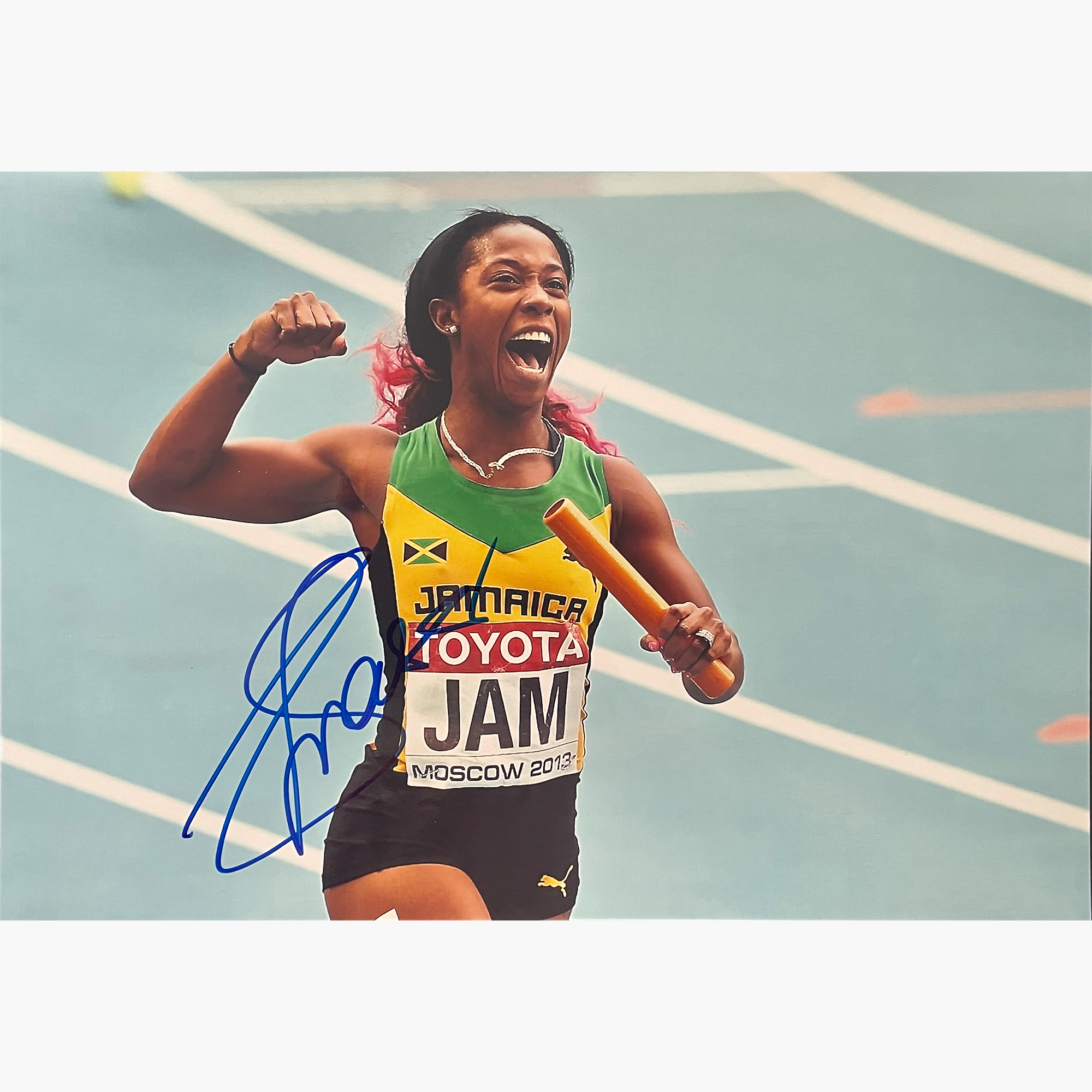 Shelly-Ann Fraser-Pryce – Signed 29cm x 20cm Colour Action Photo
