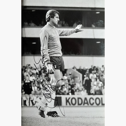 Ray Clemence – Signed 15cm x 10cm Black & White Action Press Photo