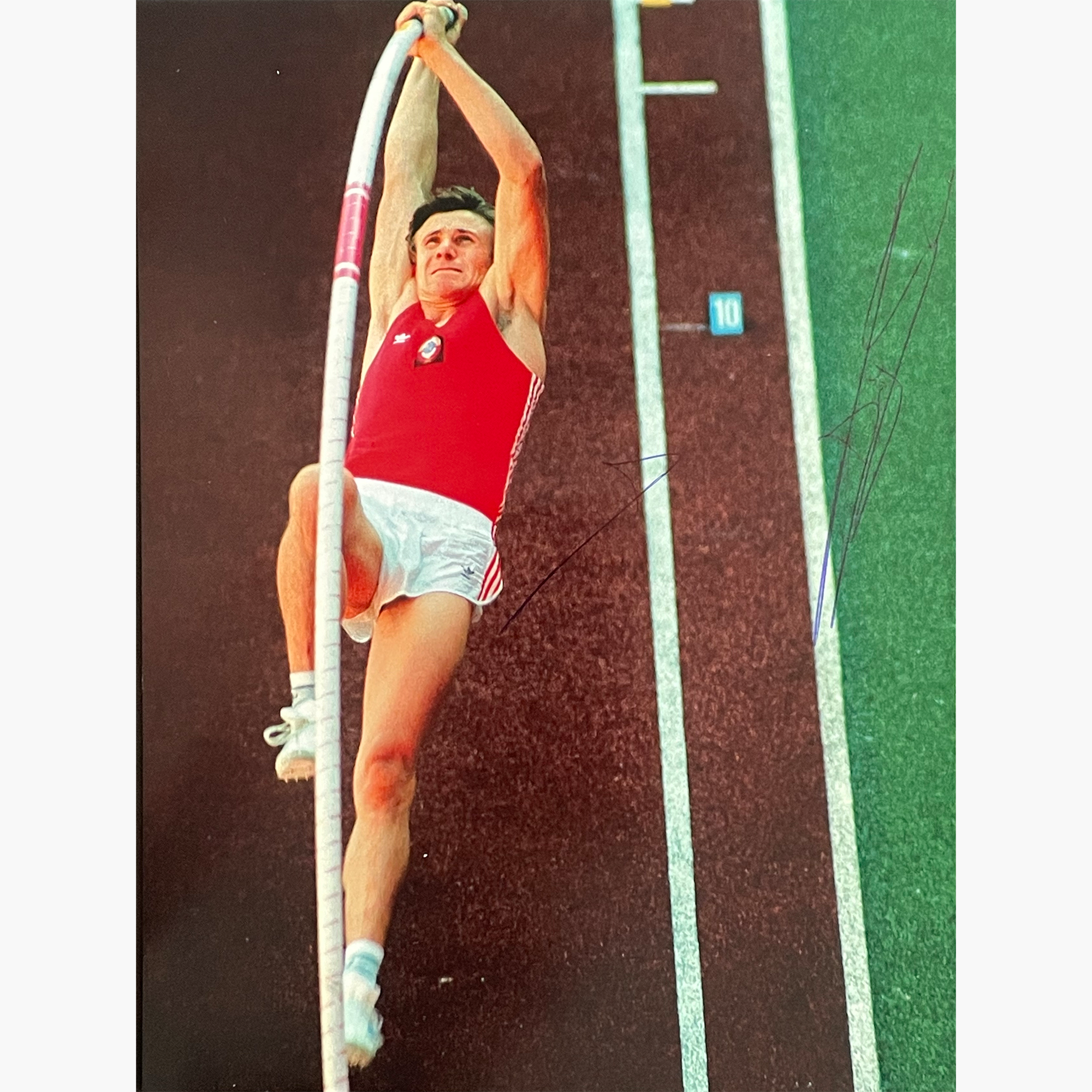 Sergey Bubka – Signed 20cm x 15cm Colour Action Photo