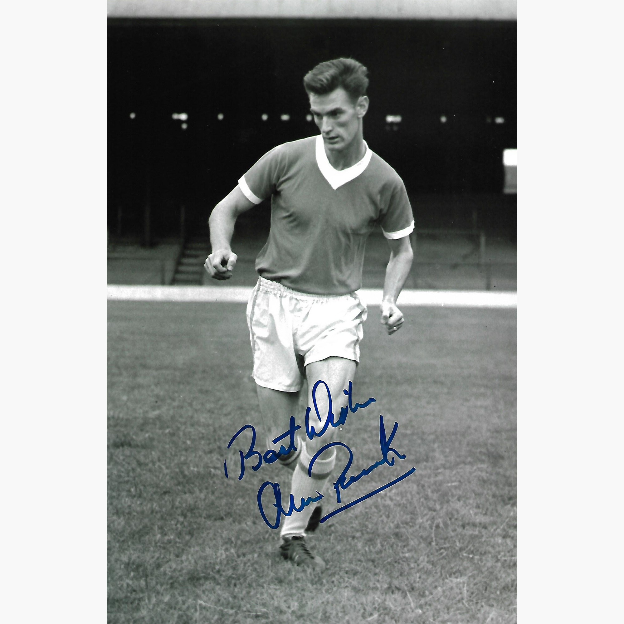 Alan Peacock – Signed 30cm x 20cm Black & White Action Photo