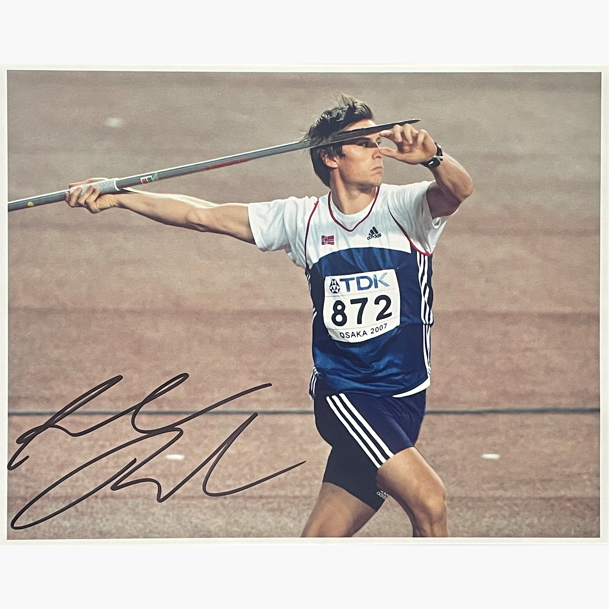Andreas Thorkildsen – Signed 23.8cm x 18.3cm Colour Action Photo