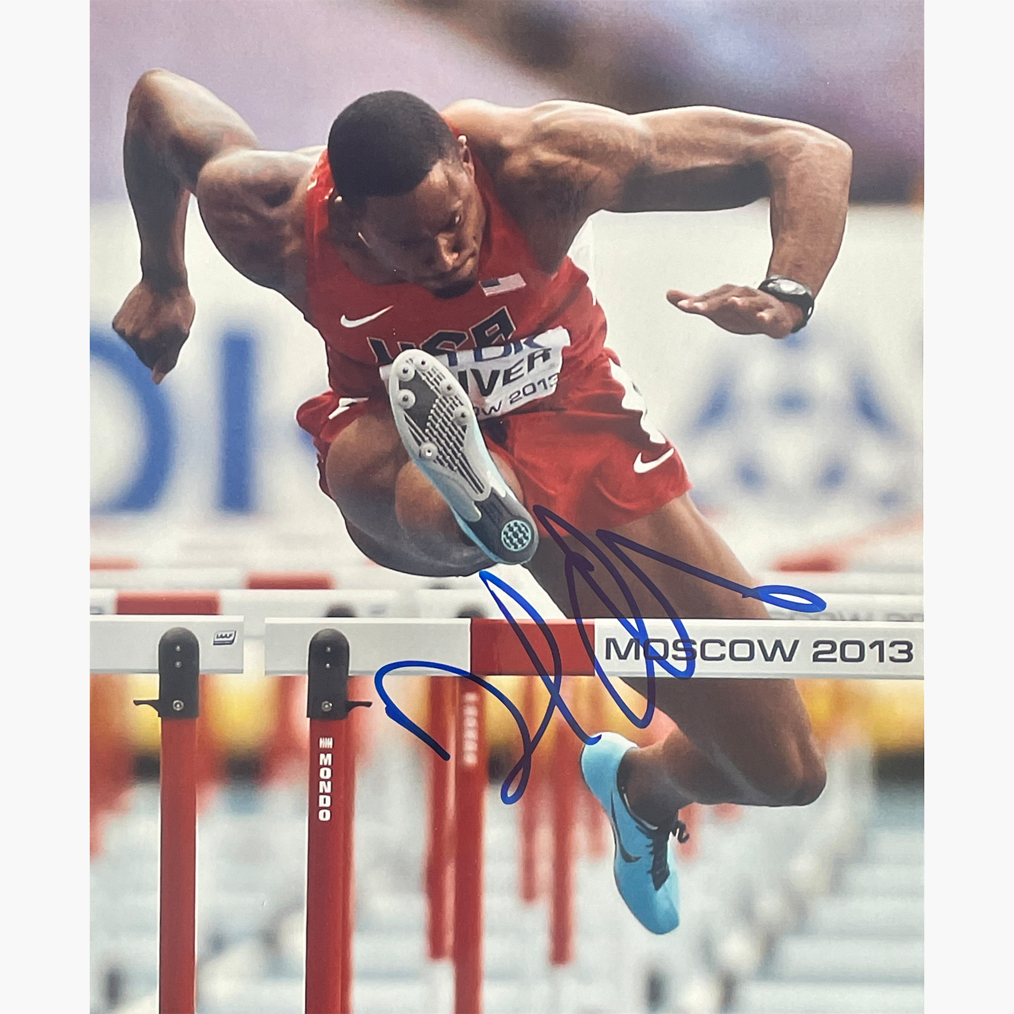 David Oliver – Signed 18.4cm x 15cm Colour Action Photo