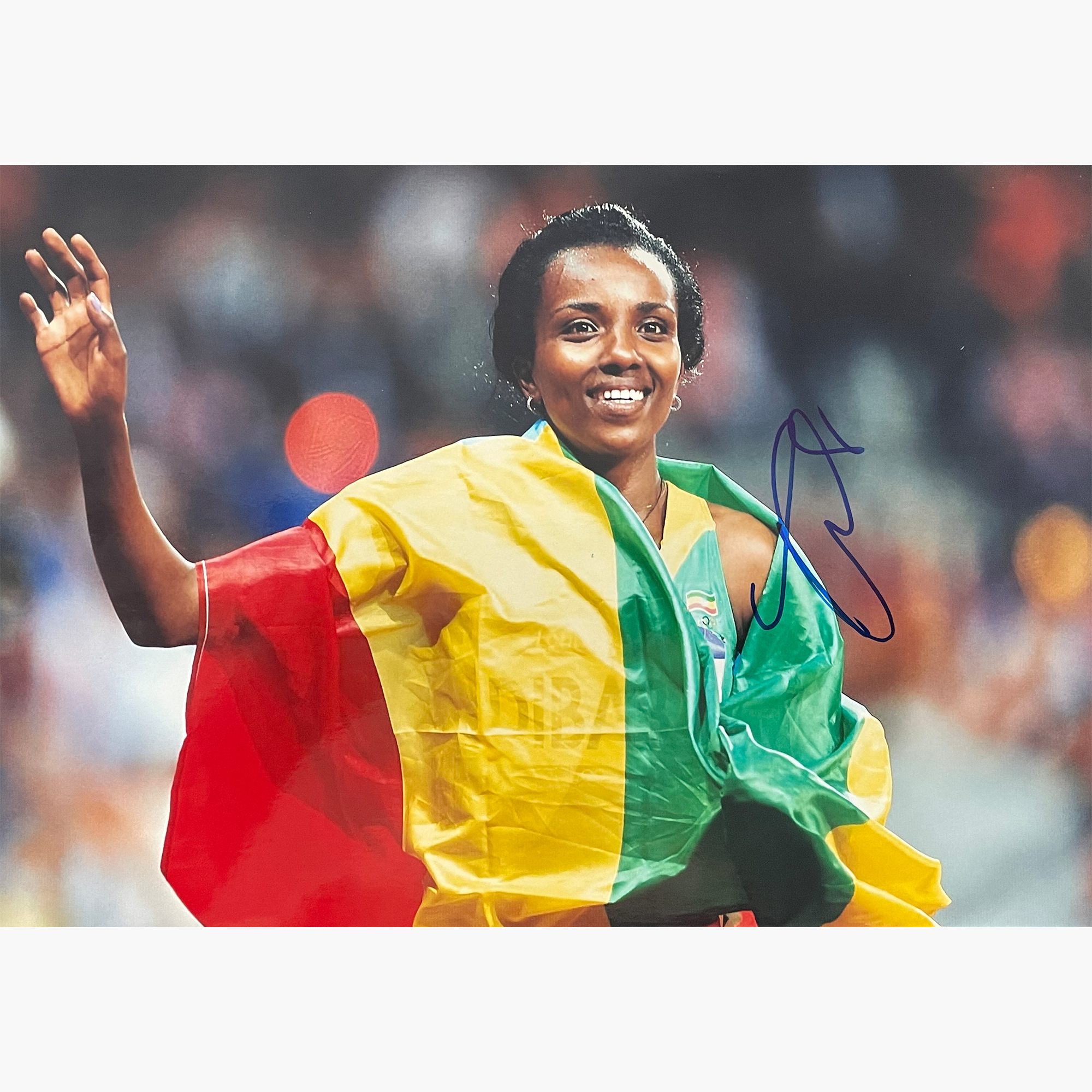 Tirunesh Dibaba – Signed 28.5cm x 20.2cm Colour Photo