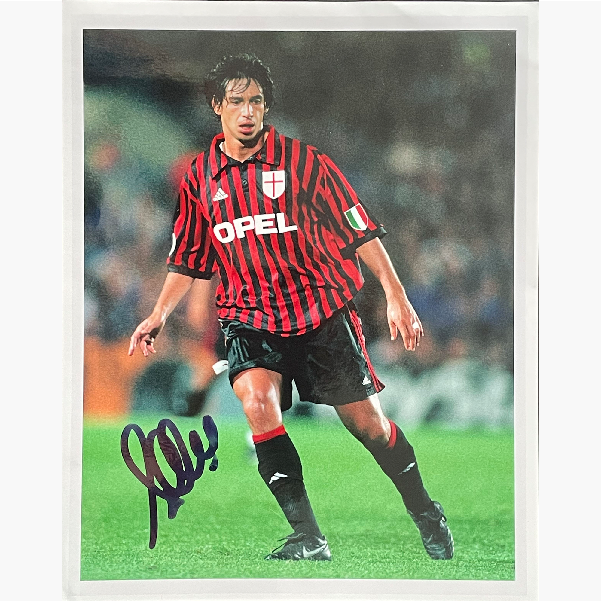Demetrio Albertini - Signed 25cm x 20cm Colour Photo