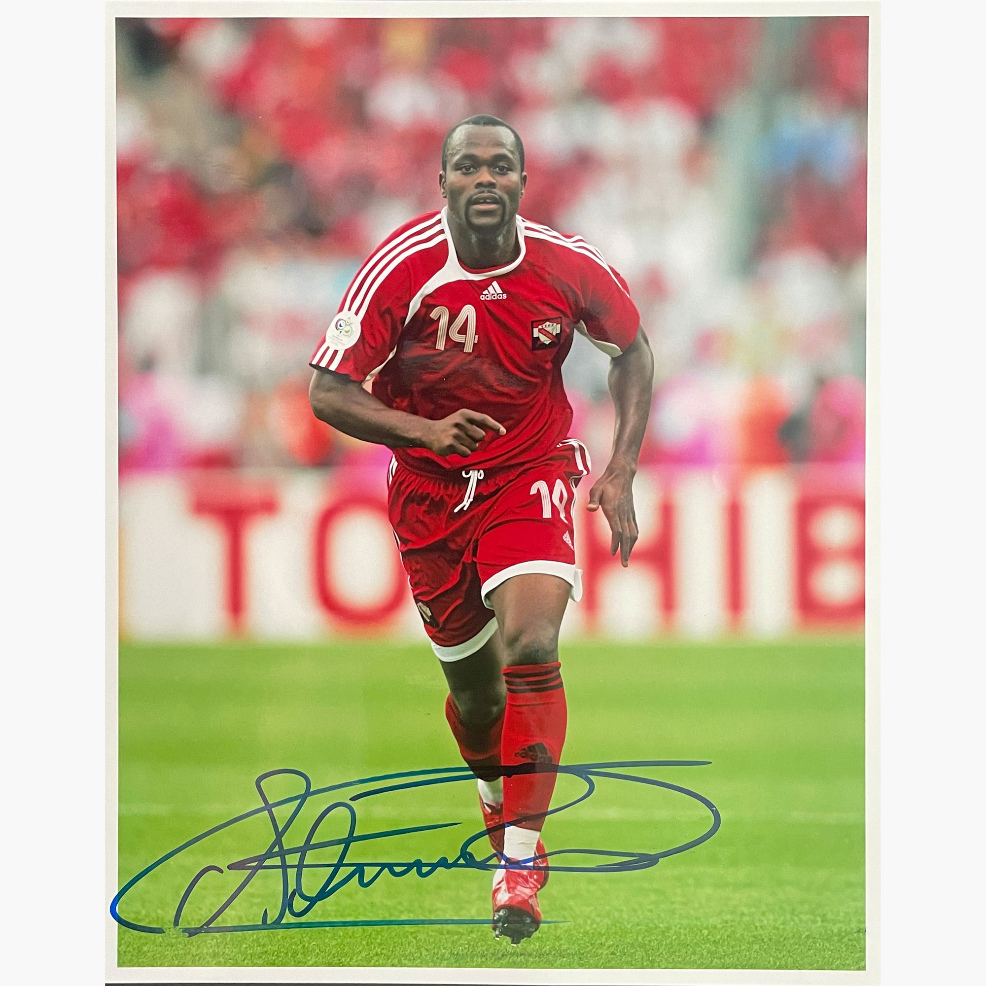 Stern John – Signed 25cm x 20cm Colour Action Photo