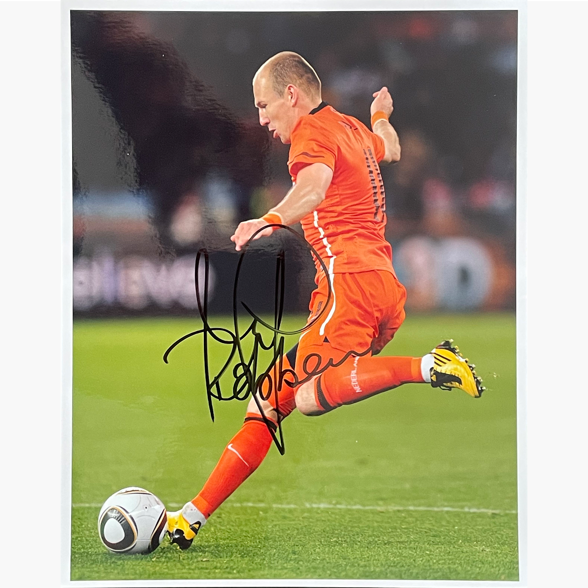 Arjen Robben – Signed 25.5cm x 20cm Colour Action Photo