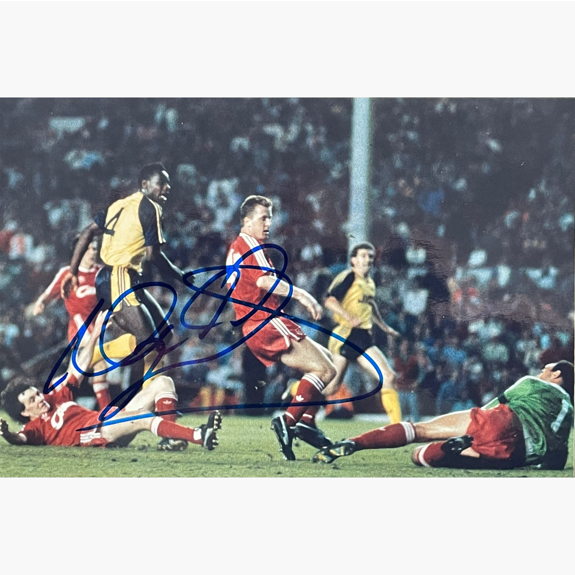 Michael Thomas – Signed 20.5cm x 14cm Colour Action Photo