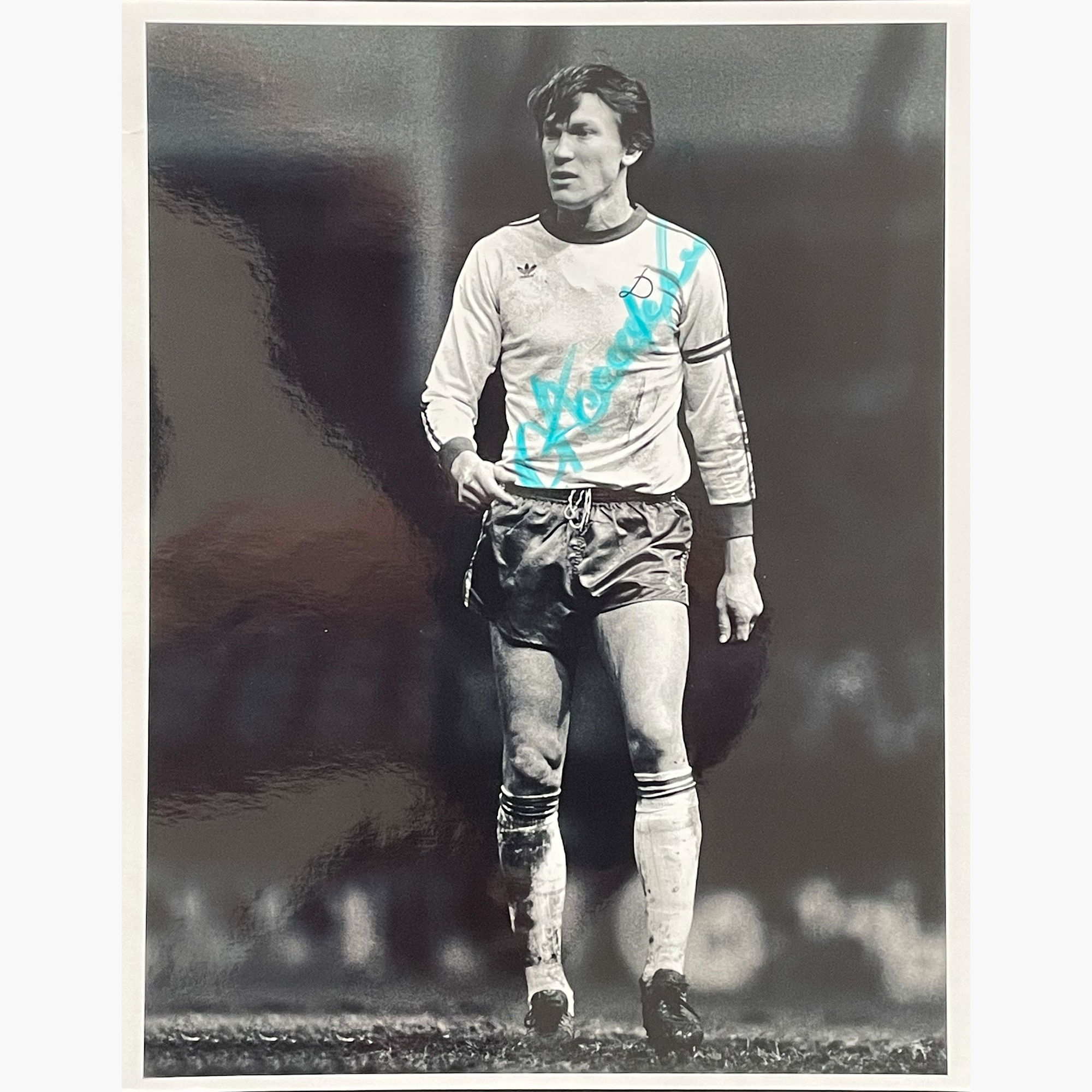 Oleg Blokhin – Signed 25cm x 20cm Black & White Action Photo