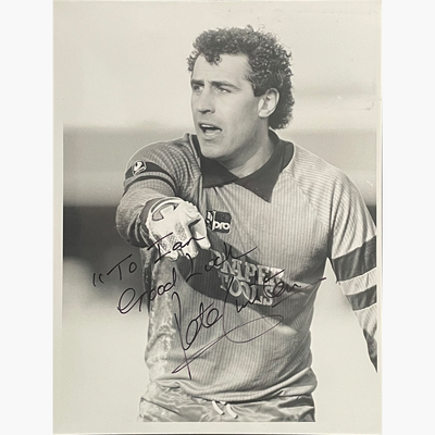 Peter Shilton – Signed 25cm x 20cm Black & White Action Press Photo