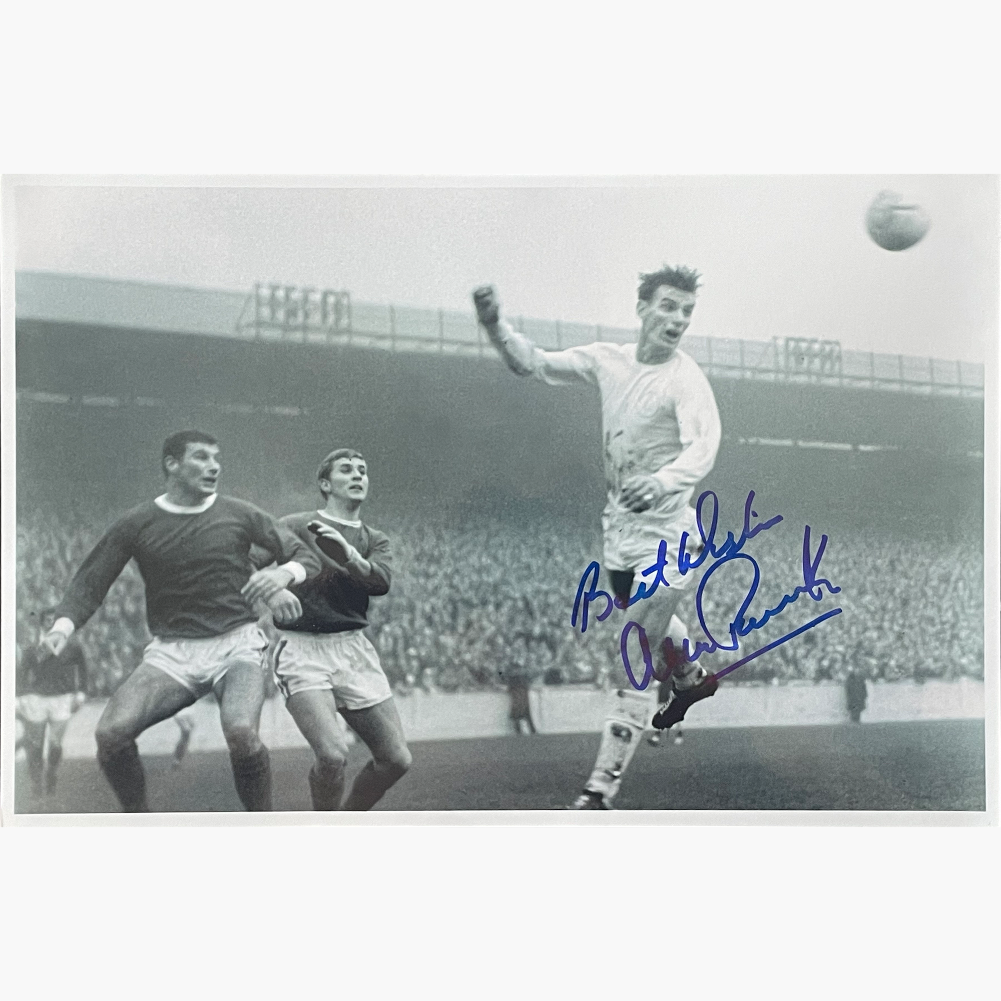 Alan Peacock – Signed 30cm x 20cm Black & White Action Photo