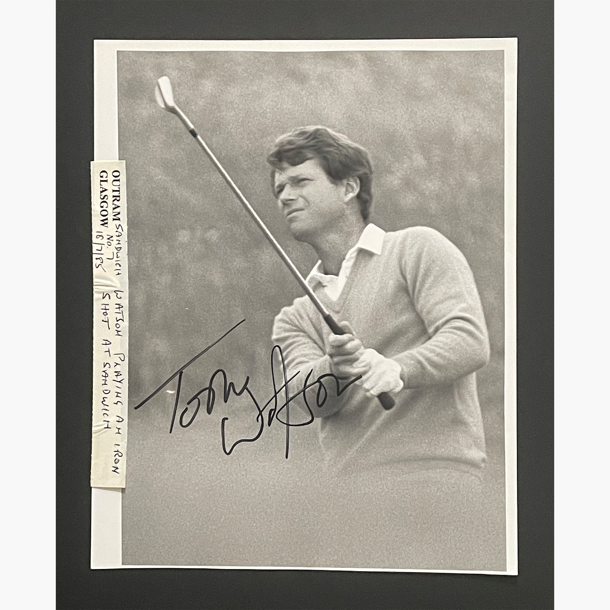 Tom Watson - Signed 21cm x 16.5cm Black & White Action Press Photo