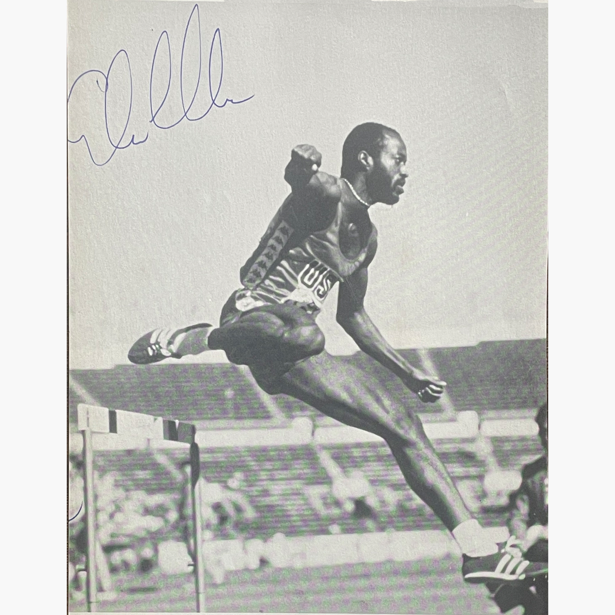 Ed Moses – Signed 20.1cm x 15.8cm Black & White Action Magazine Picture