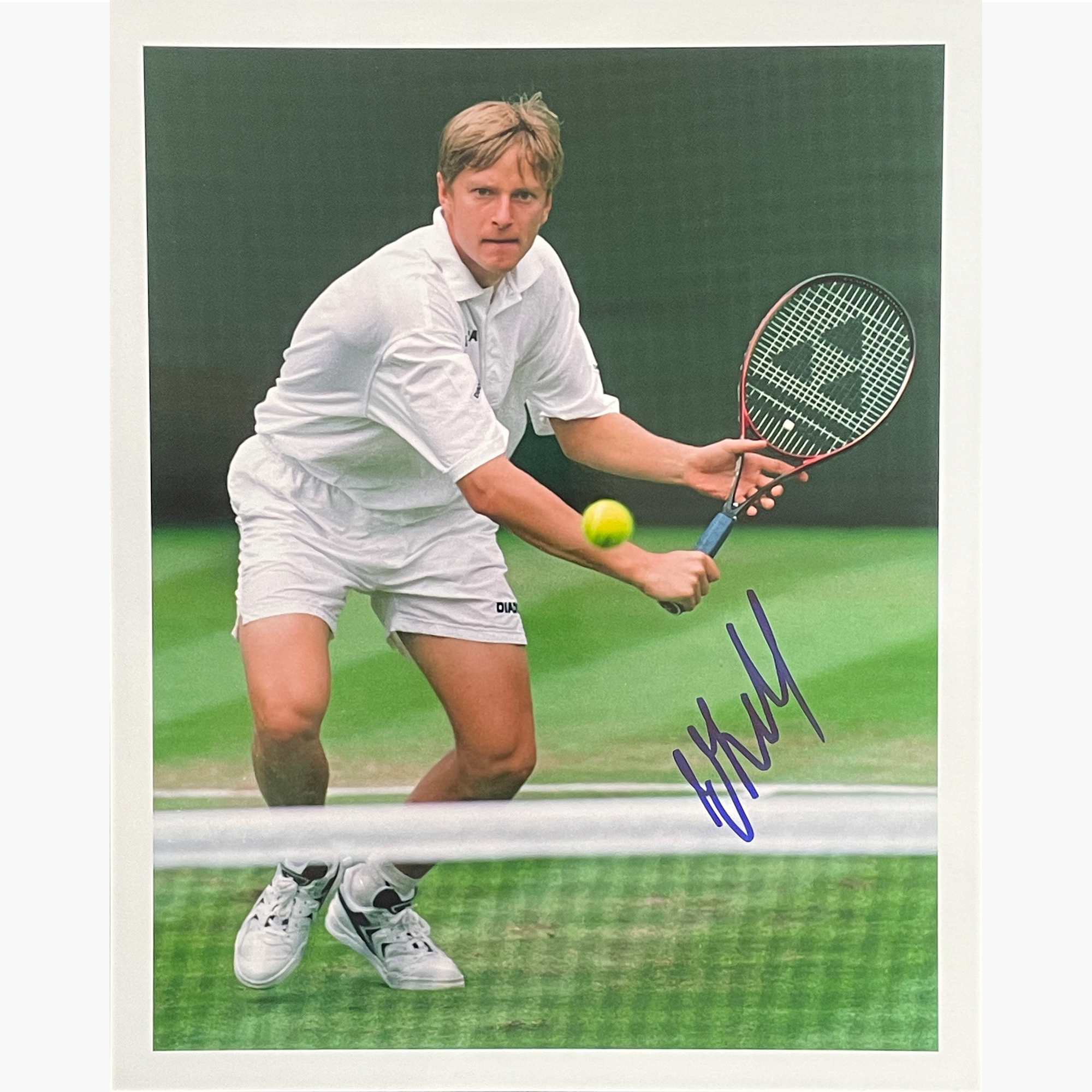 Yevgeny Kafelnikov - Signed 25.5cm x 20cm Colour Action Photo