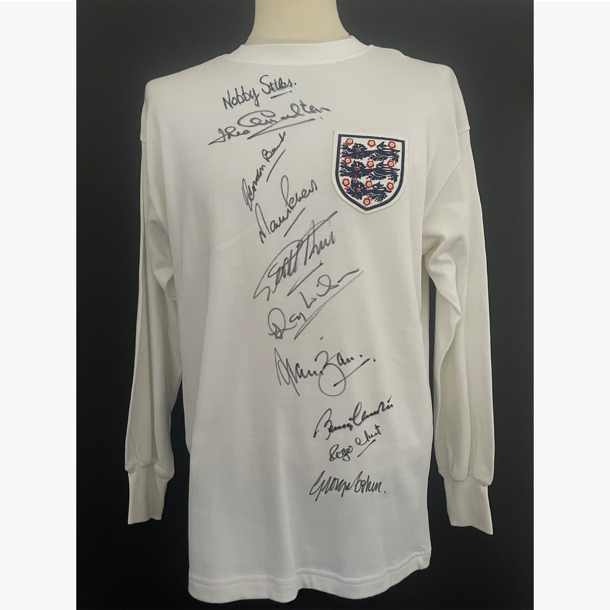 England 1966 World Cup Shirt – Signed by 10 of the Winning Team incl. Charlton, Ball, Hurst