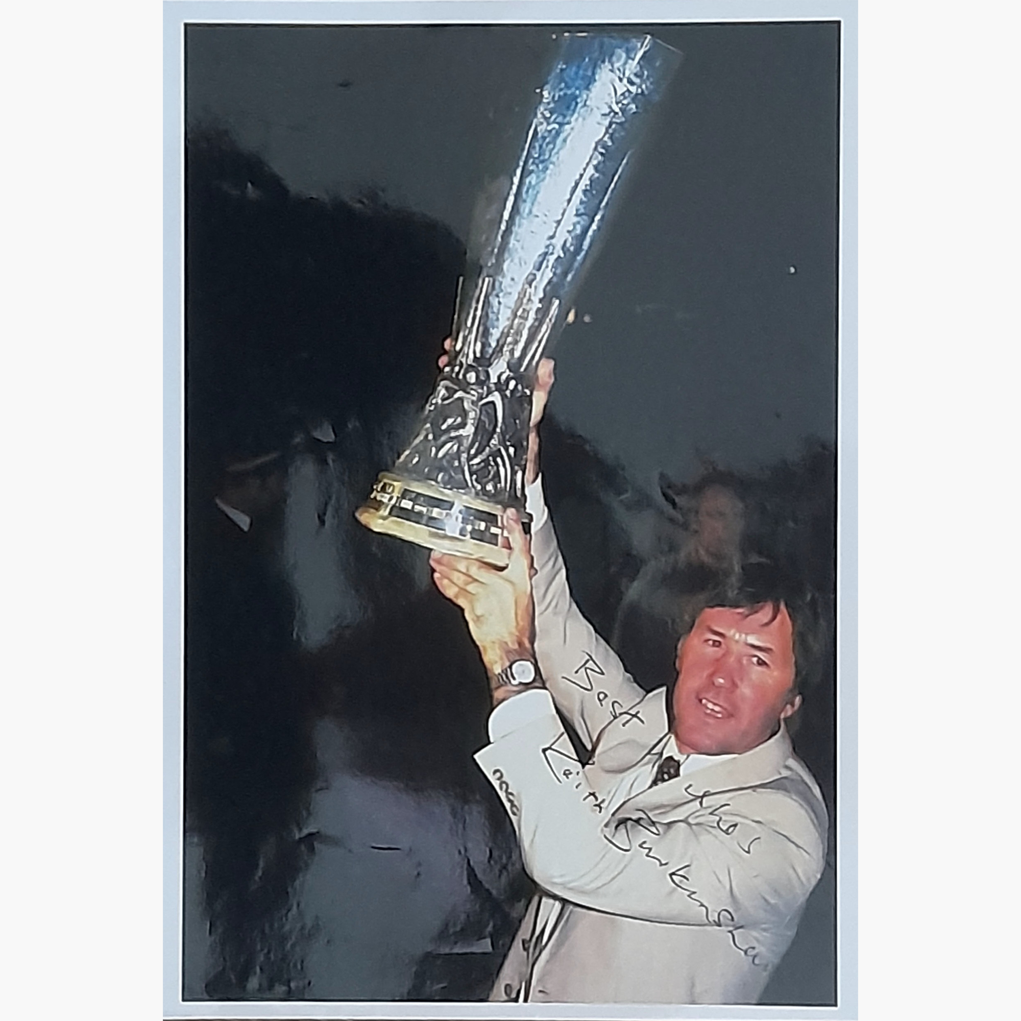 Keith Burkinshaw – Signed 25.5cm x 17.5cm Colour Photo