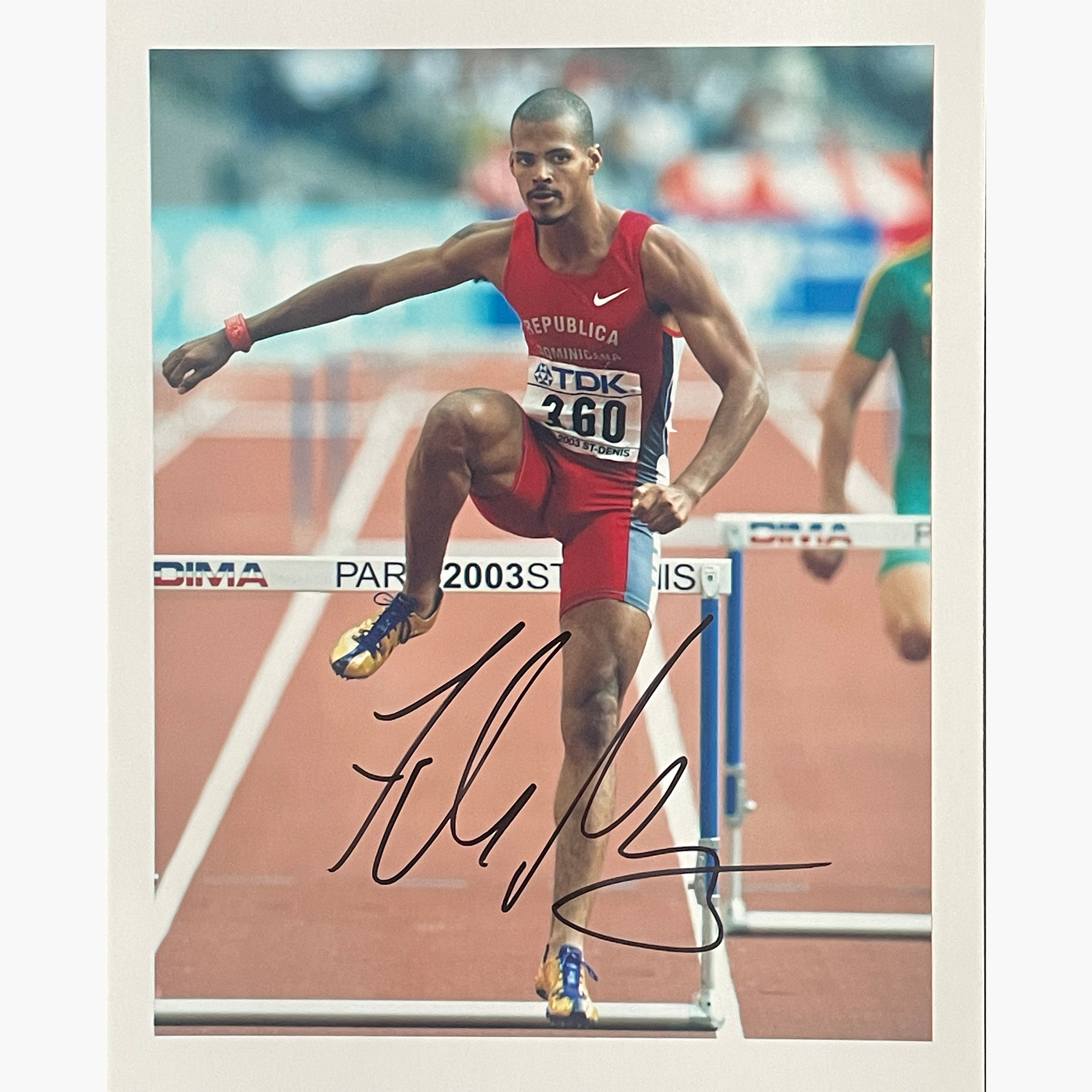 Felix Sanchez – Signed 21cm x 15.3cm Colour Action Photo