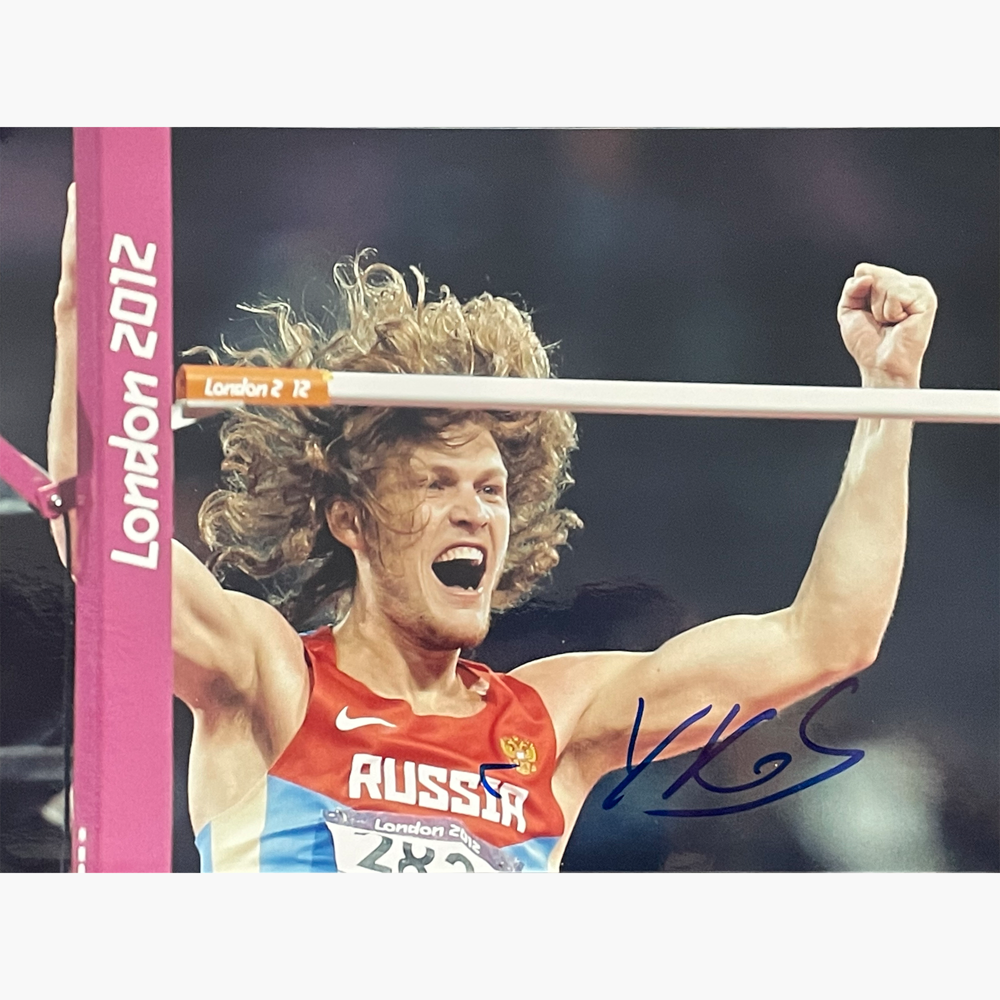 Ivan Ukhov – Signed 20.5cm x 15cm Colour Action Photo