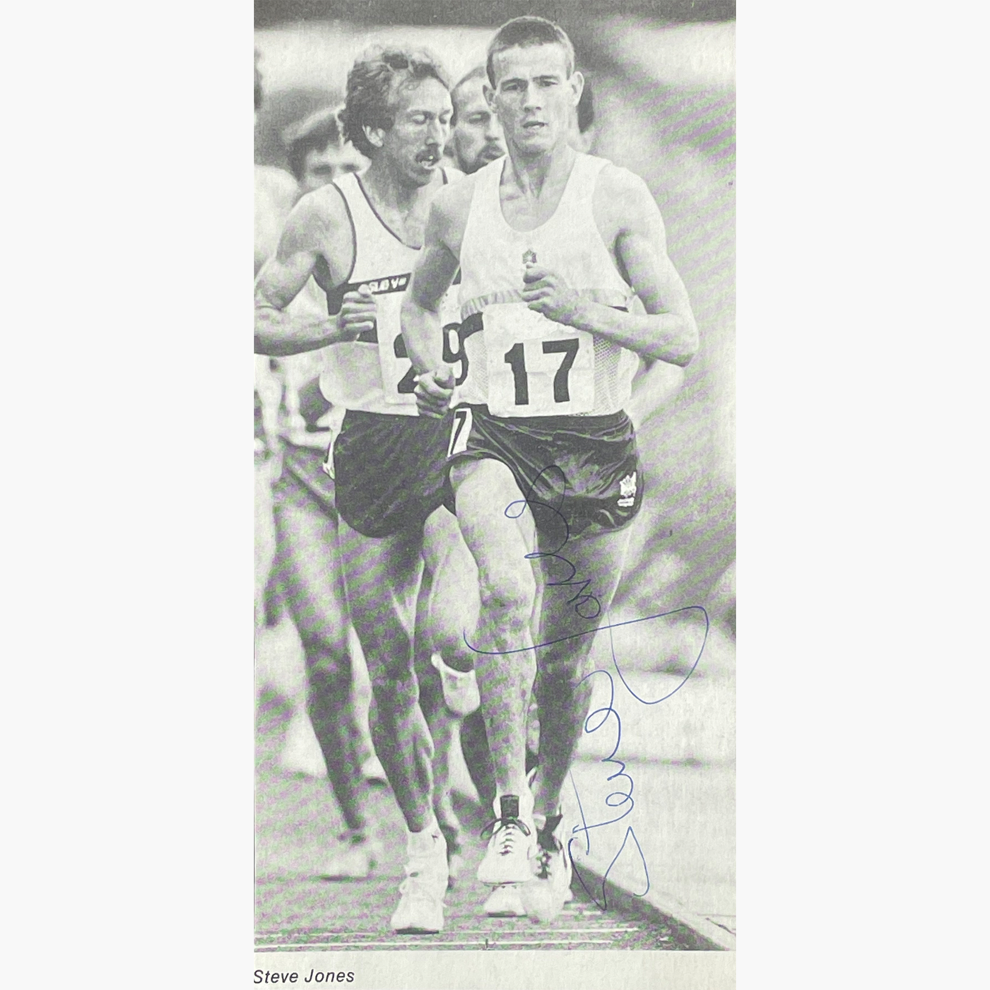 Steve Jones – Signed 18cm x 8.8cm Black & White Action Magazine Picture