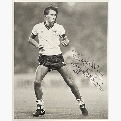 Mark Hateley – Signed 25.5cm x 20cm Black & White Action Press Photo