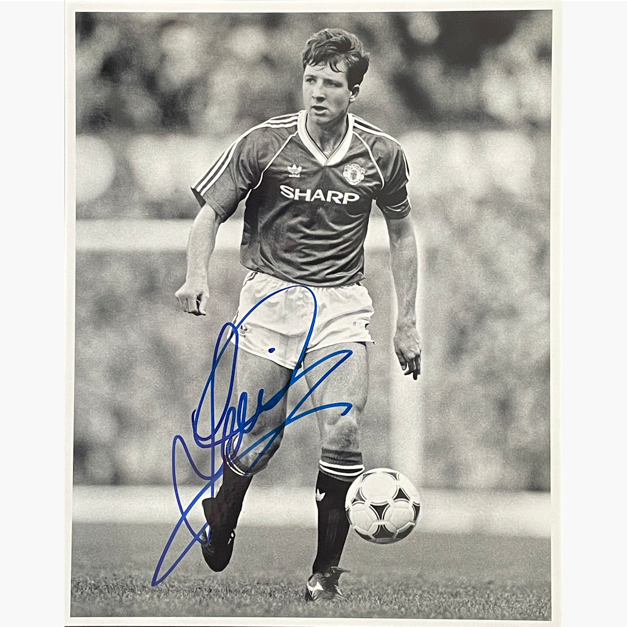 Lee Martin – Signed 25cm x 20cm Black & White Action Photo
