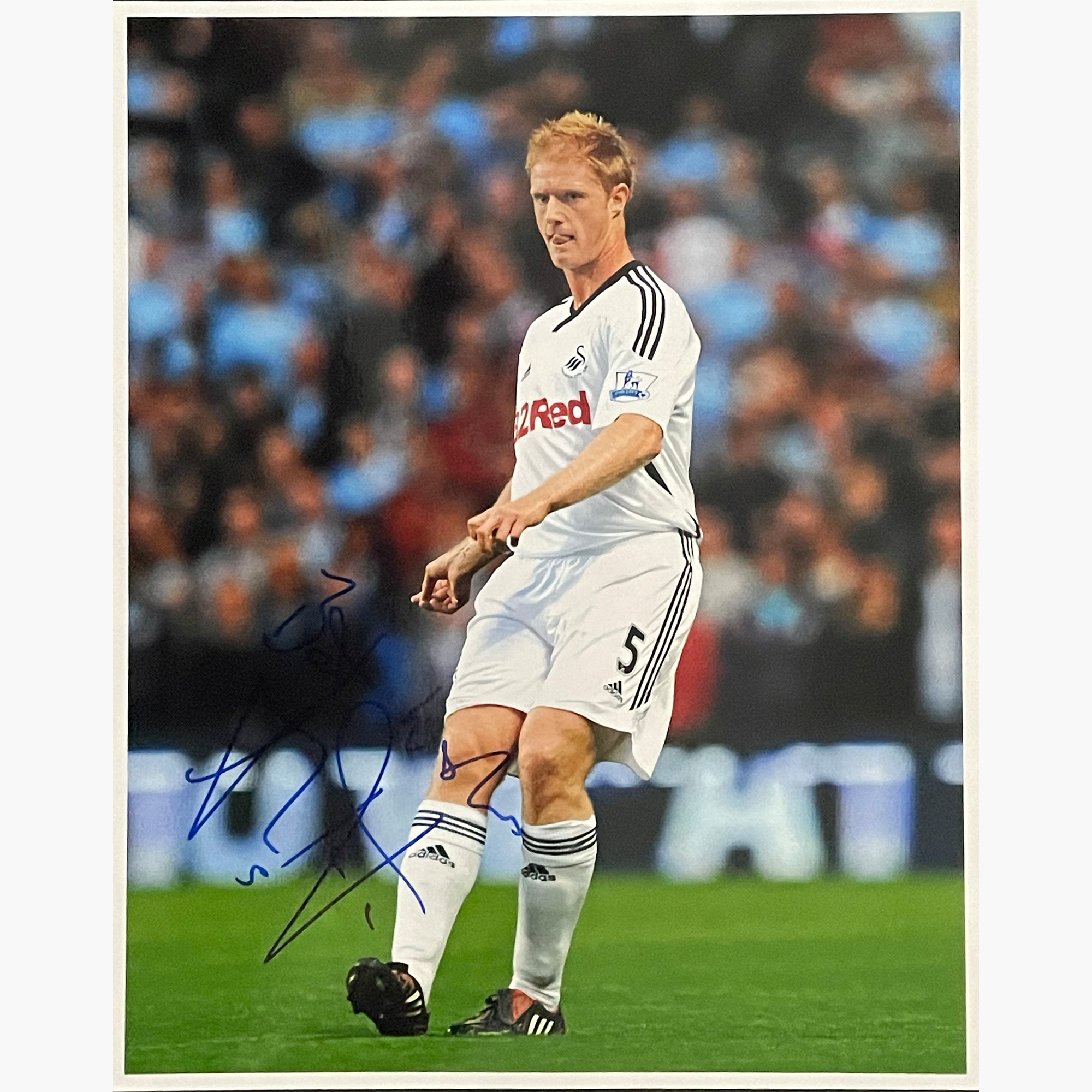 Alan Tate – Signed 25cm x 20cm Colour Action Photo