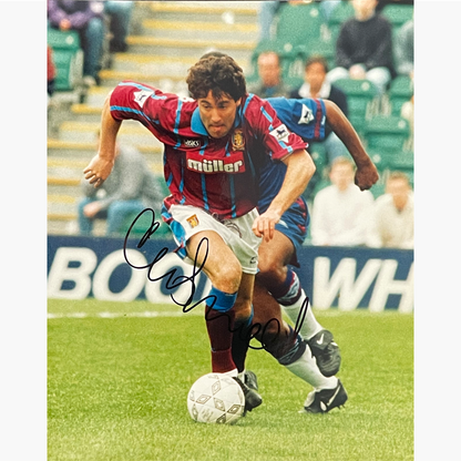Dean Saunders – Signed 25.5cm x 20cm Colour Action Press Photo
