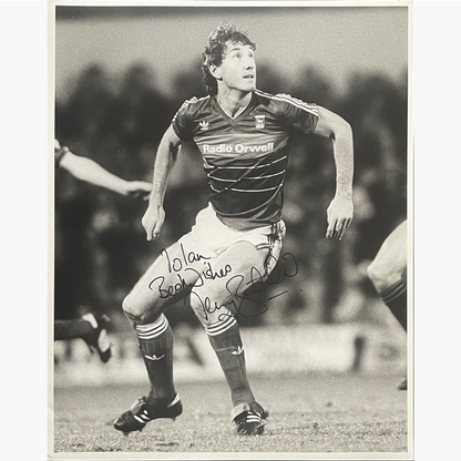 Terry Butcher – Signed 25.5cm x 20cm Black & White Action Press Photo