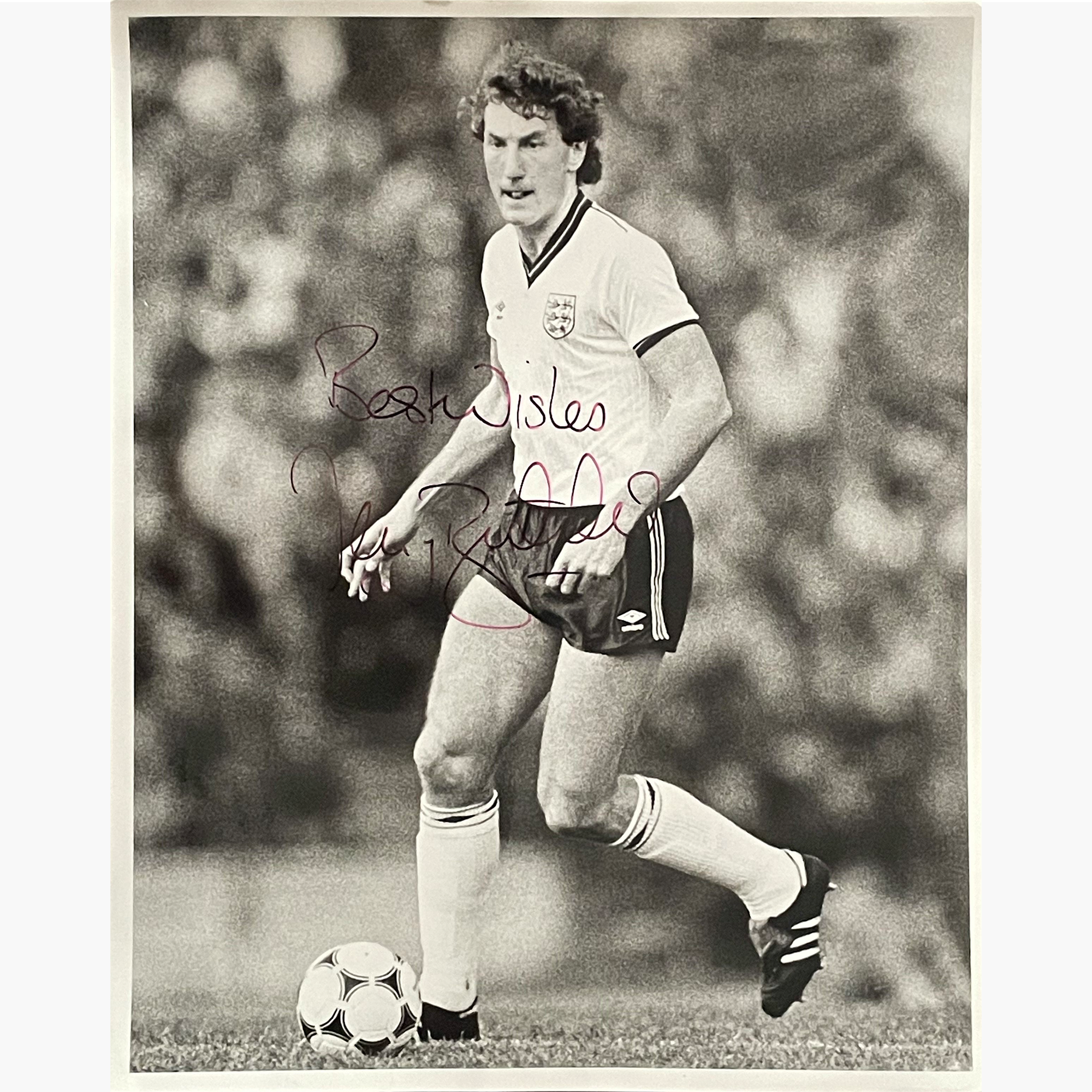 Terry Butcher – Signed 25.5cm x 20cm Black & White Action Press Photo