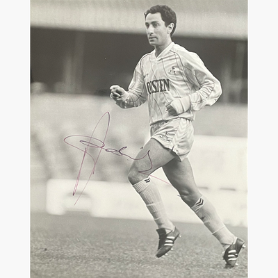 Ossie Ardilles – Signed 24cm x 19cm Black & White Action Press Photo