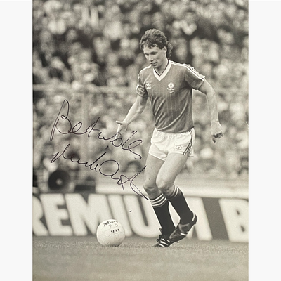 Mike Duxbury – Signed 21.5cm x 16.5cm Black & White Action Press Photo